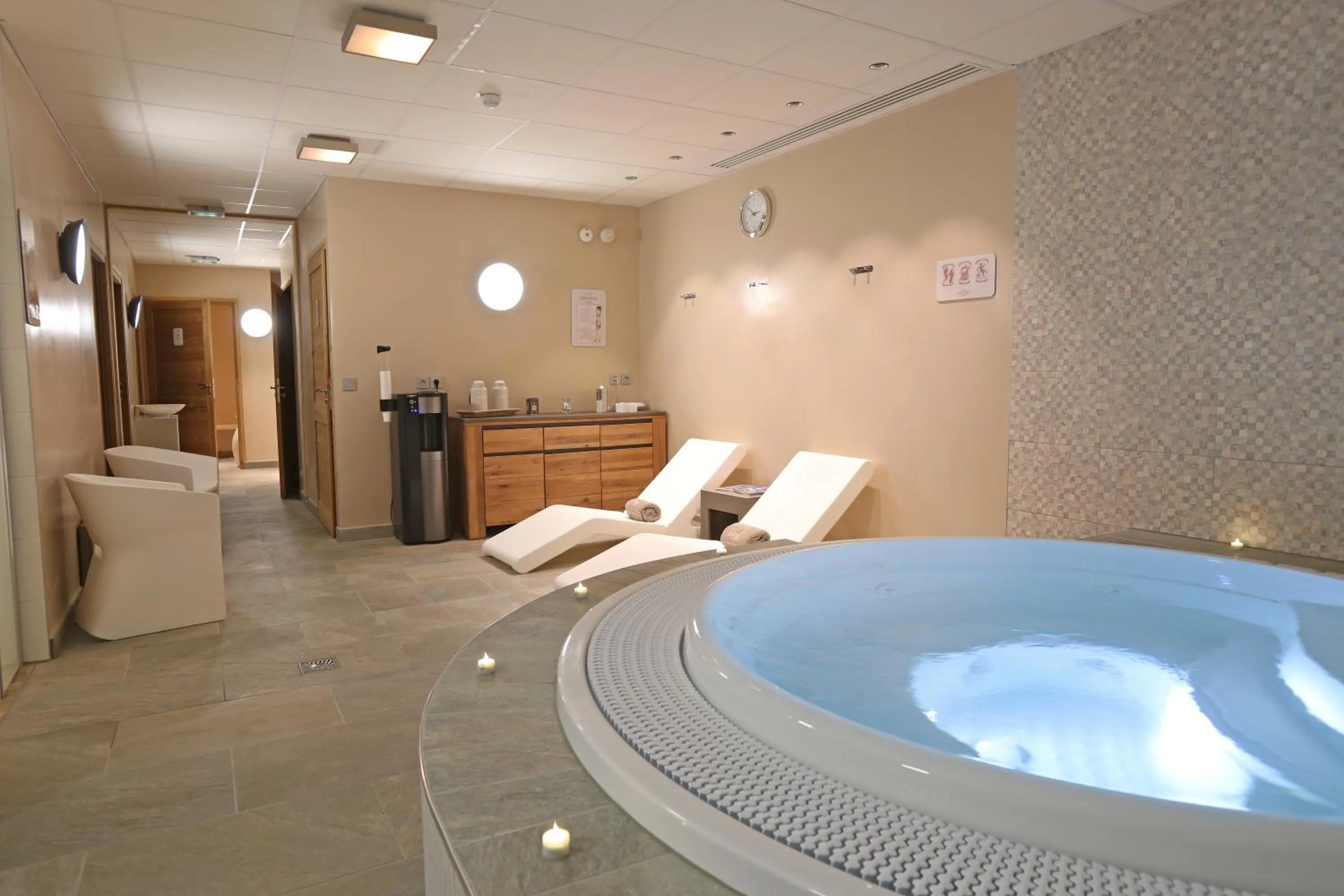 People in Résidence Club mmv Le Cœur des Loges ****