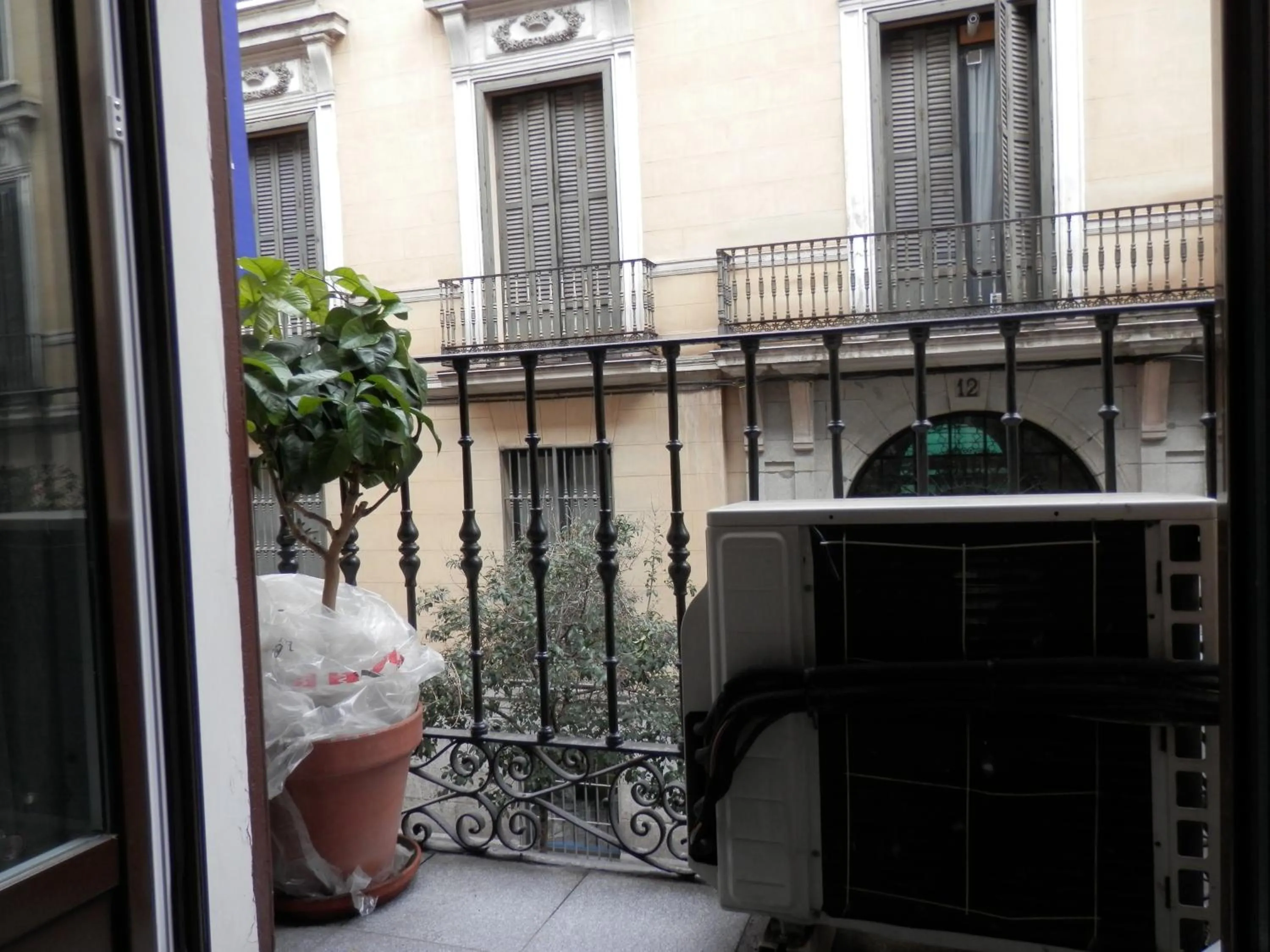 Balcony/Terrace in Hostal del Pez Azul