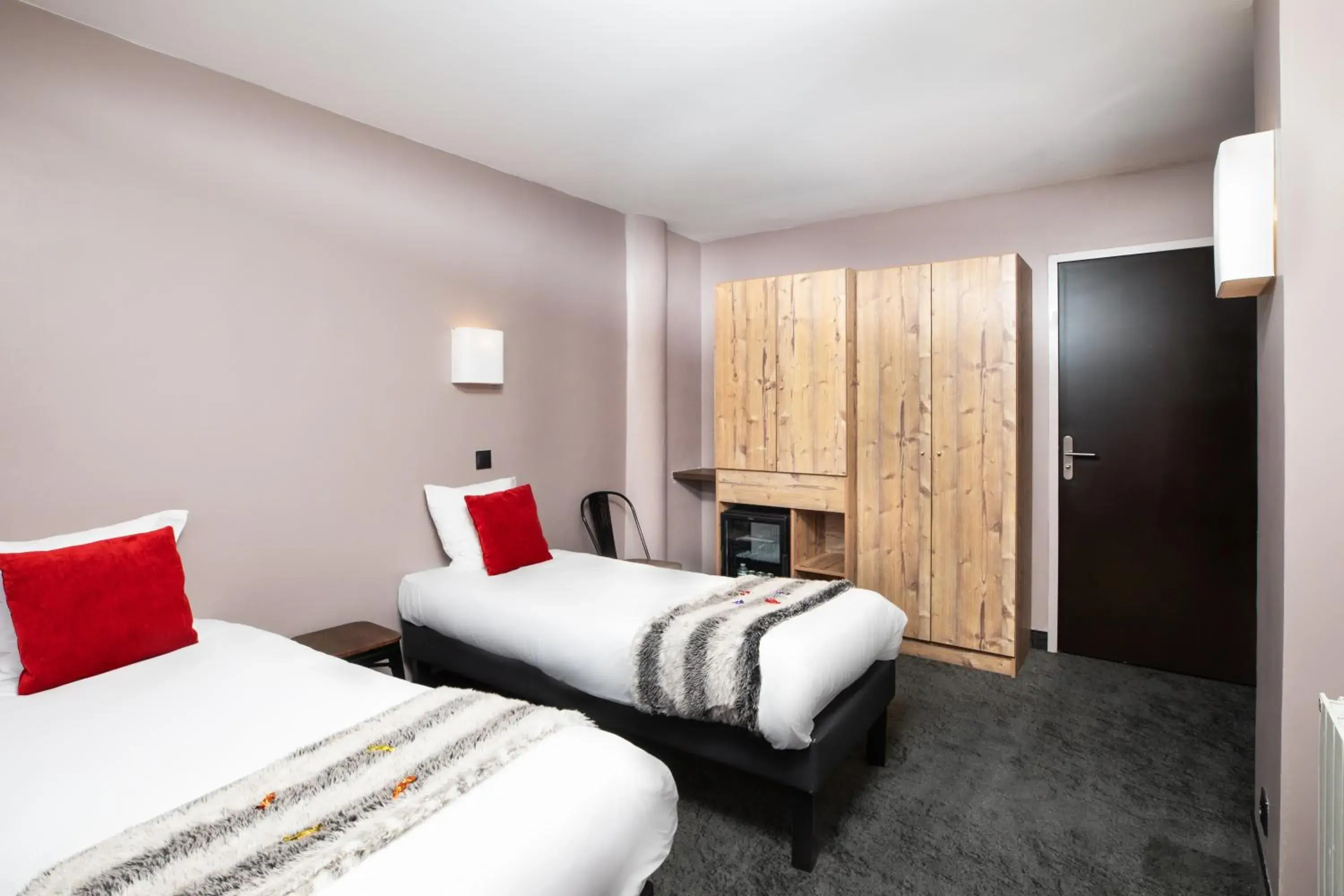 Twin Room(2 Adults + 1 Child) in SOWELL Family Valfrejus Twin Room(2 Adults + 1 Child) in SOWELL Family Valfrejus