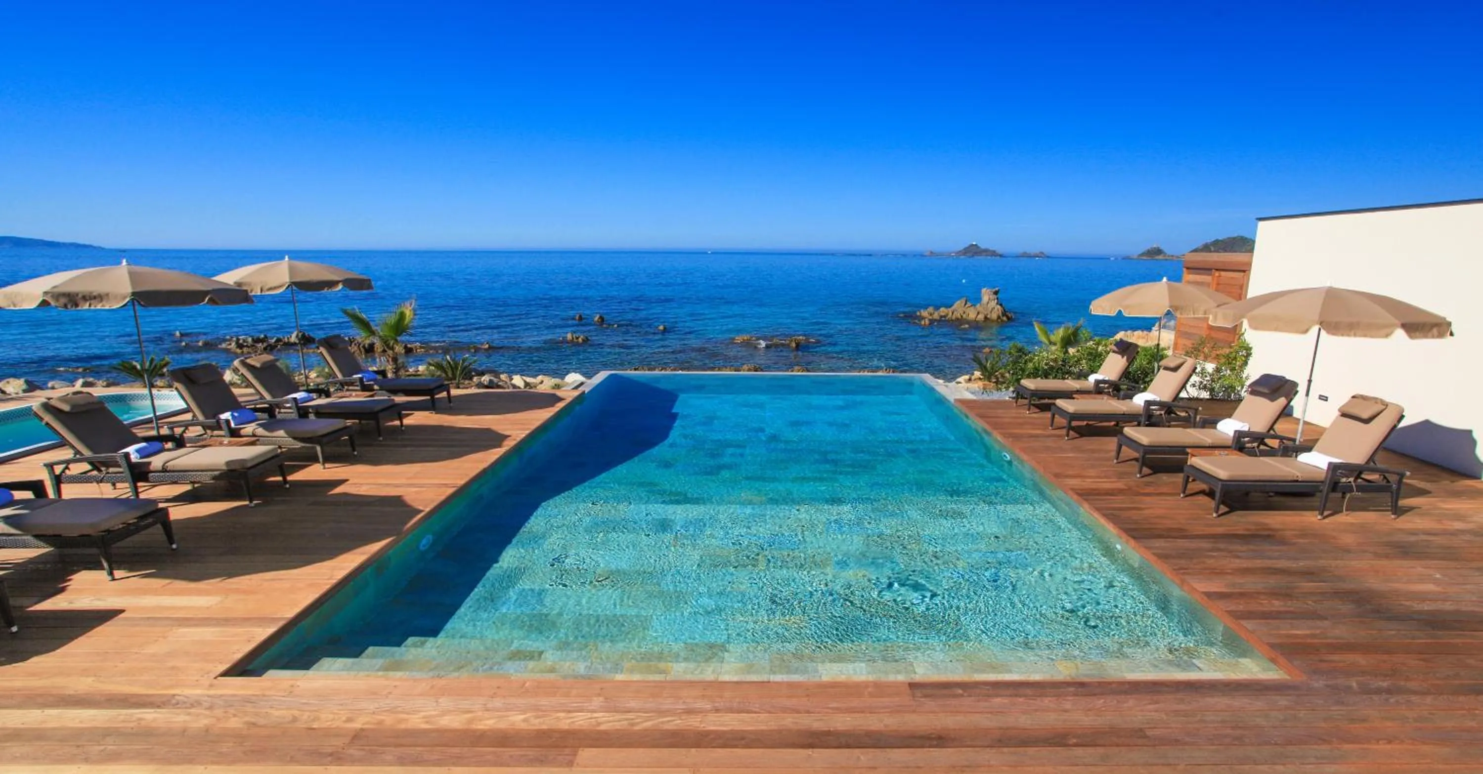 Hot Tub in Hôtel Le Week end