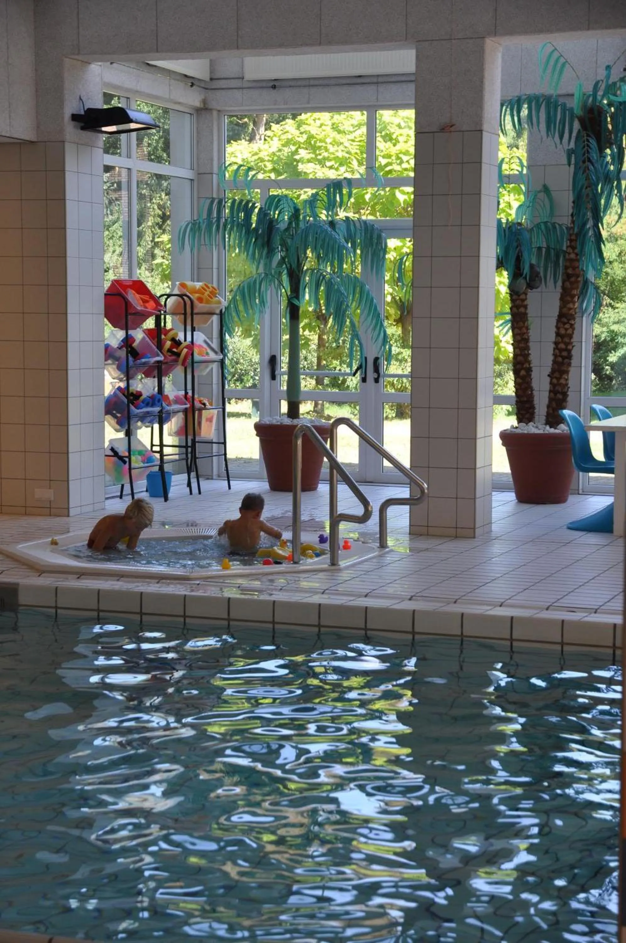 Swimming pool in Hotel Spelderholt