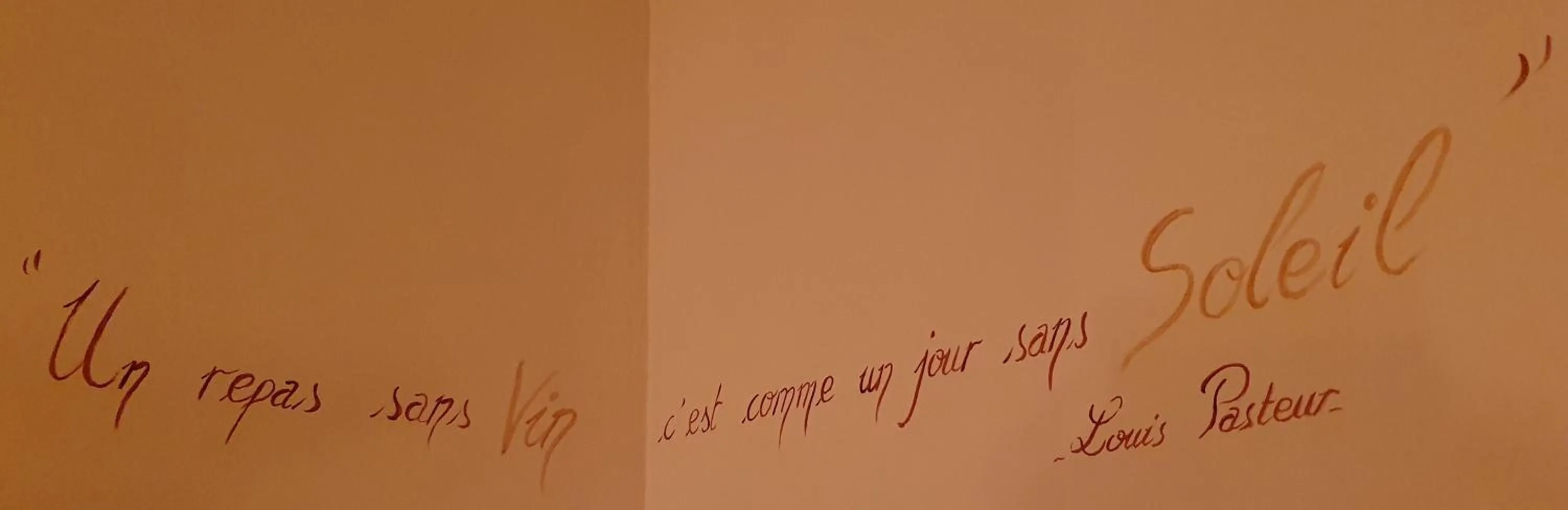 Bedroom in La Tour Du Terroir