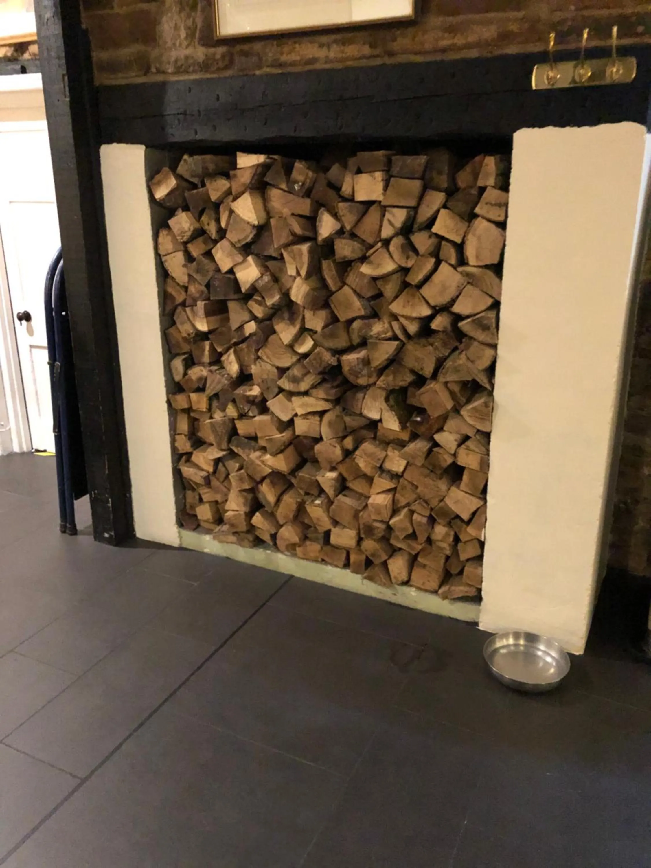 Property building in The Old Pound Inn