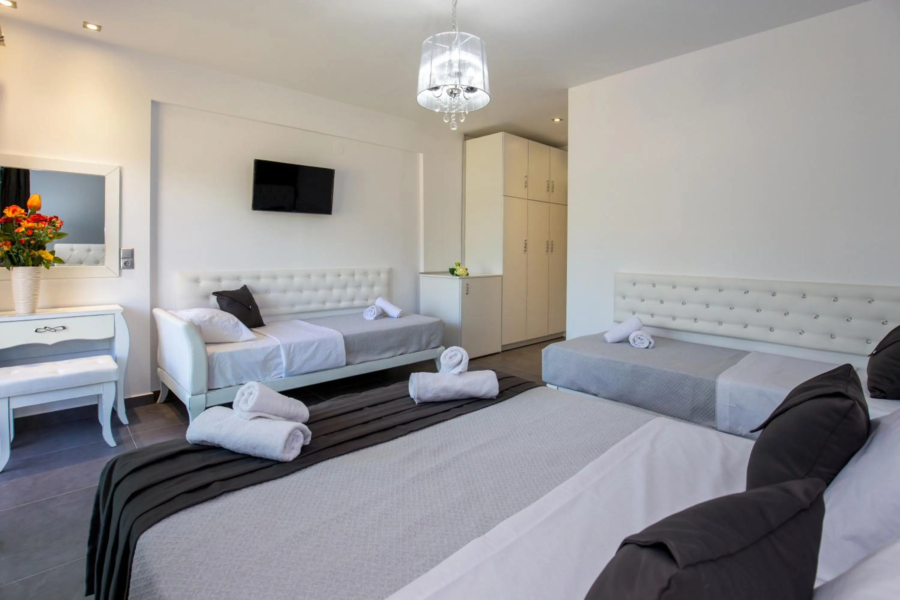 Bedroom, Bed in Astris Sun Hotel