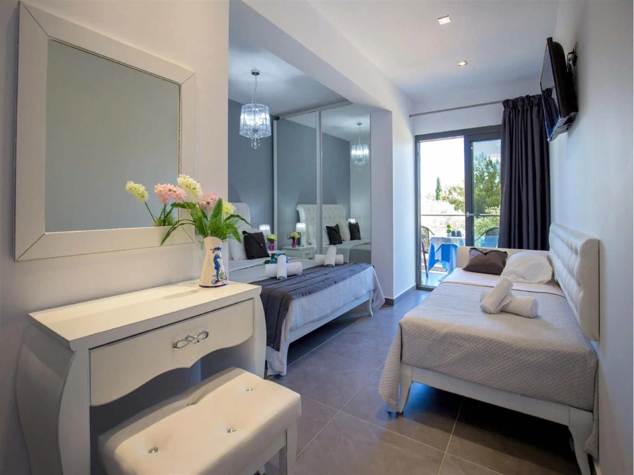 Bedroom, Bed in Astris Sun Hotel