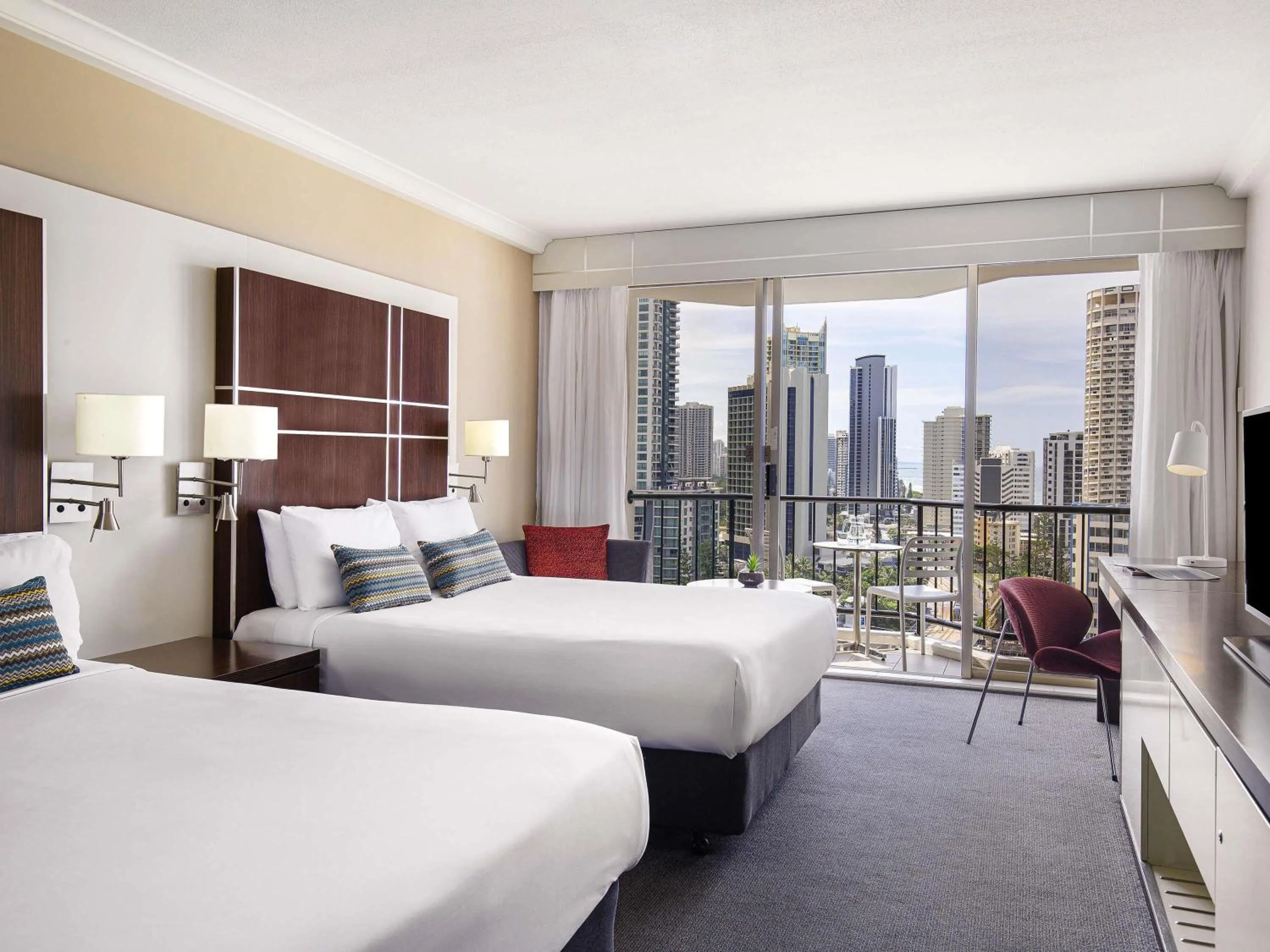 Bedroom, Bed in Mantra on View