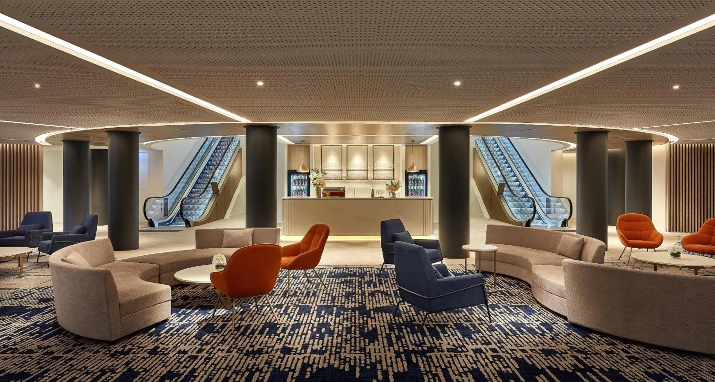 Meeting/conference room in Crowne Plaza Melbourne by IHG