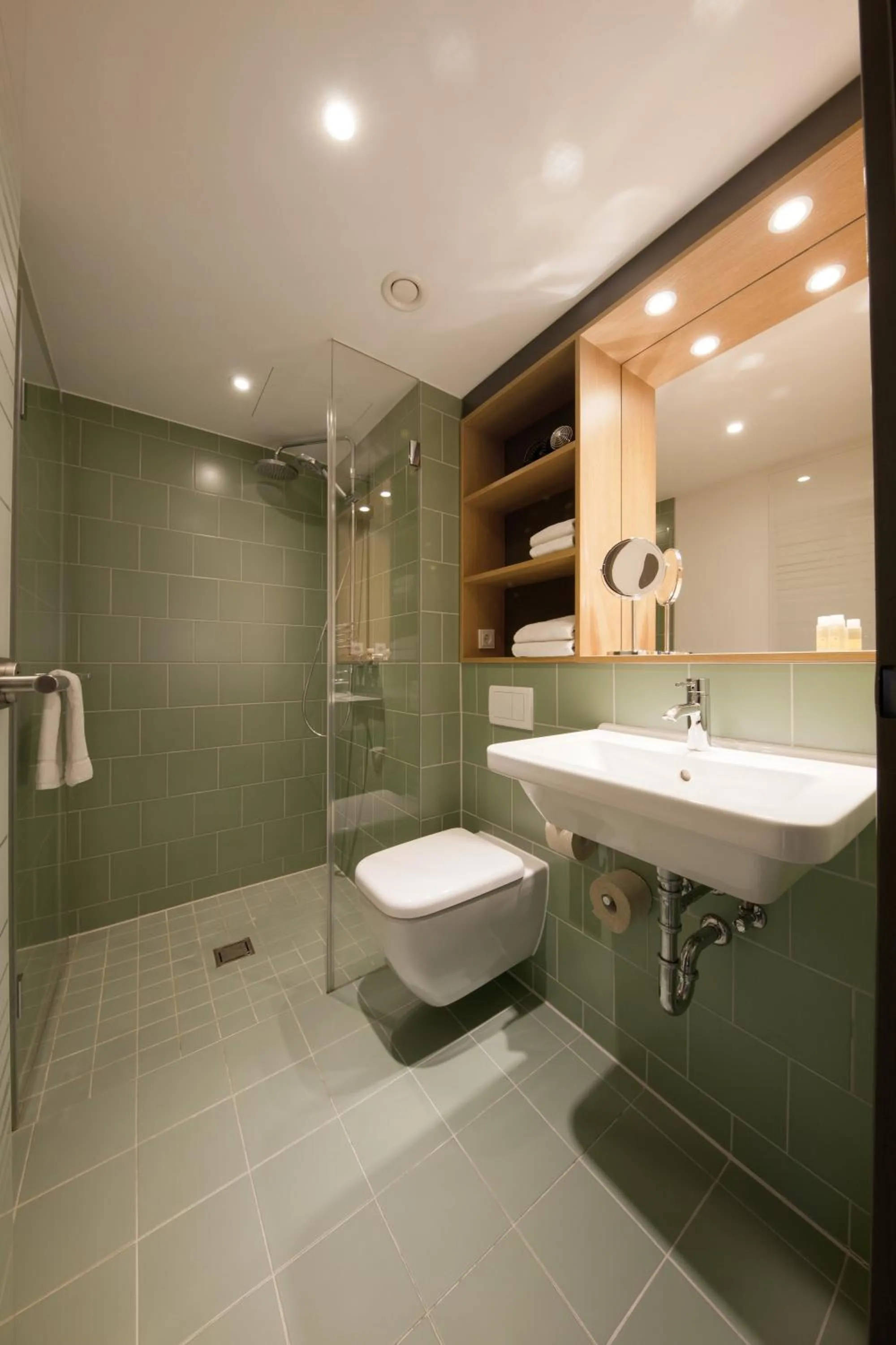 Shower in smartments München Parkstadt Schwabing