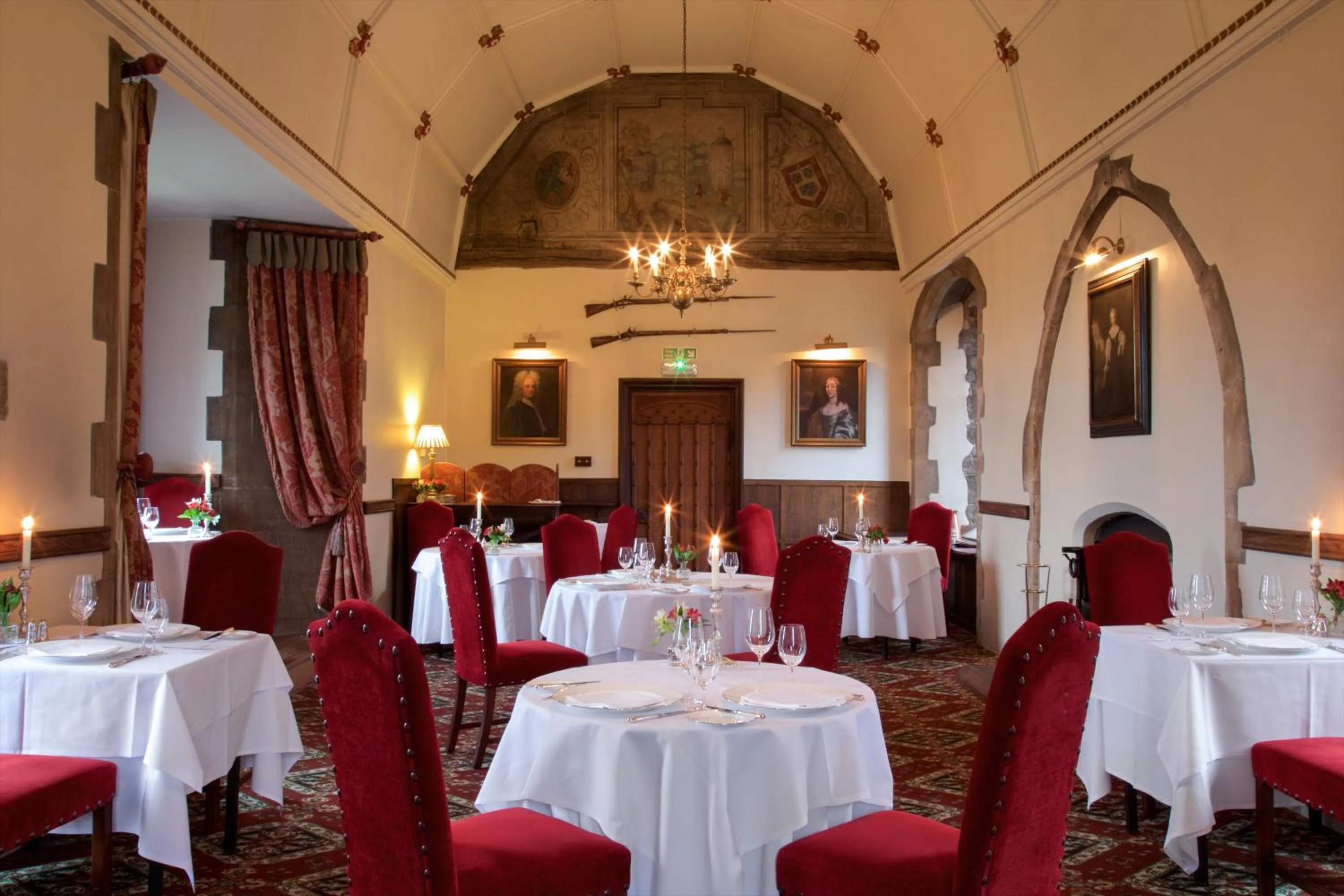 Restaurant/places to eat in Amberley Castle- A Relais & Chateaux Hotel