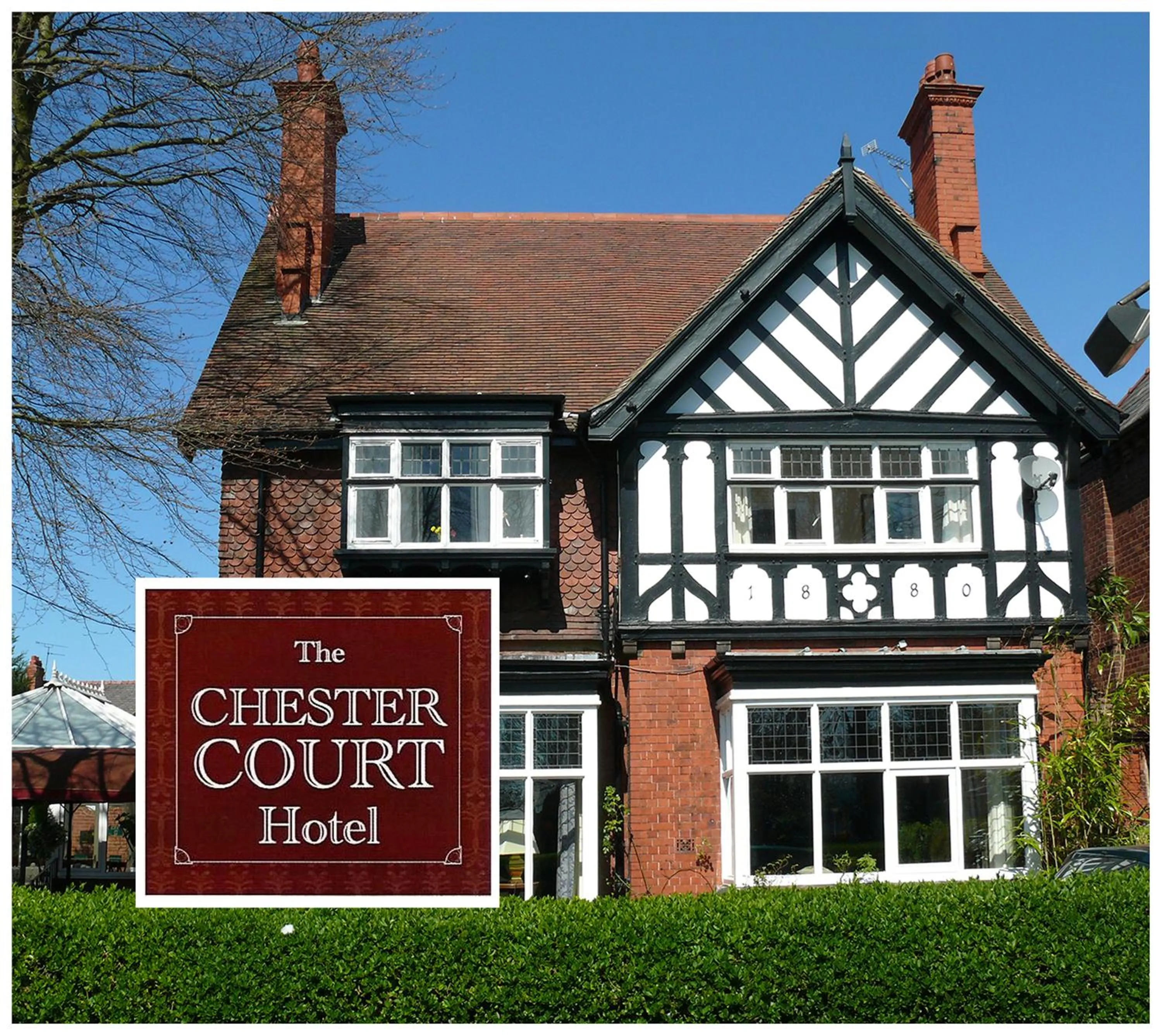 Facade/entrance in The Chester Court Hotel