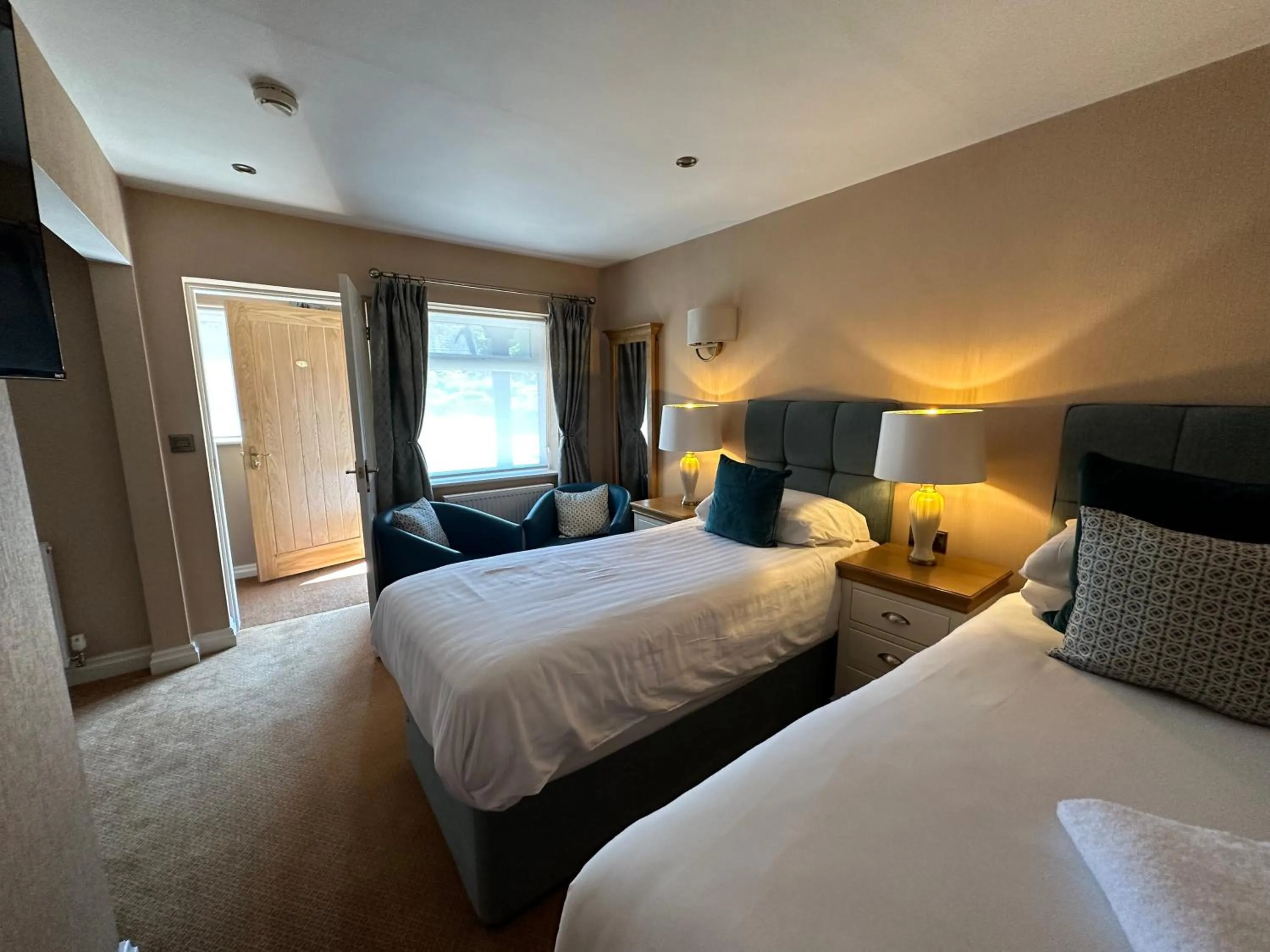 Bedroom, Bed in The Chester Court Hotel