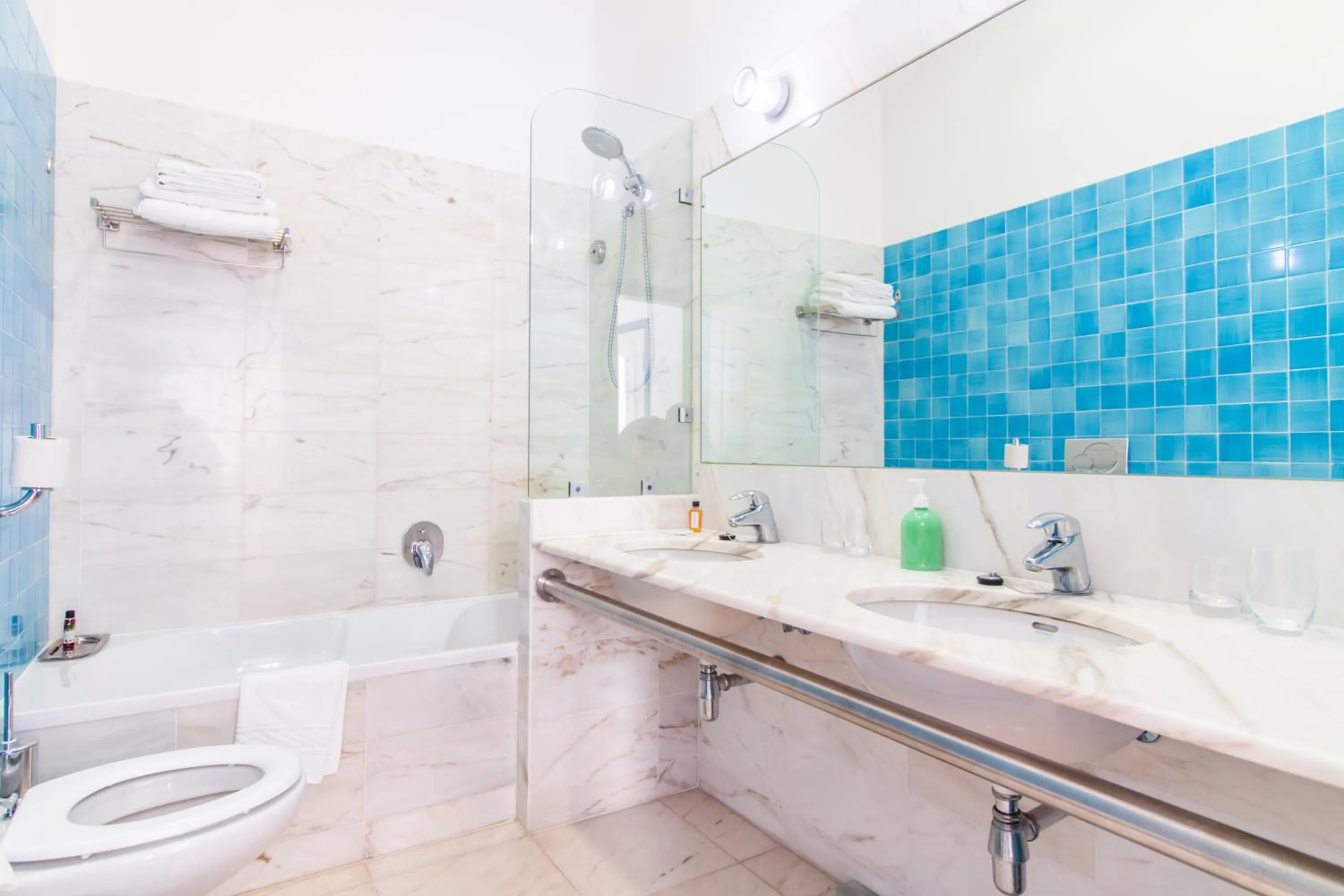 Bathroom in HOTEL LOUSAL Grandola