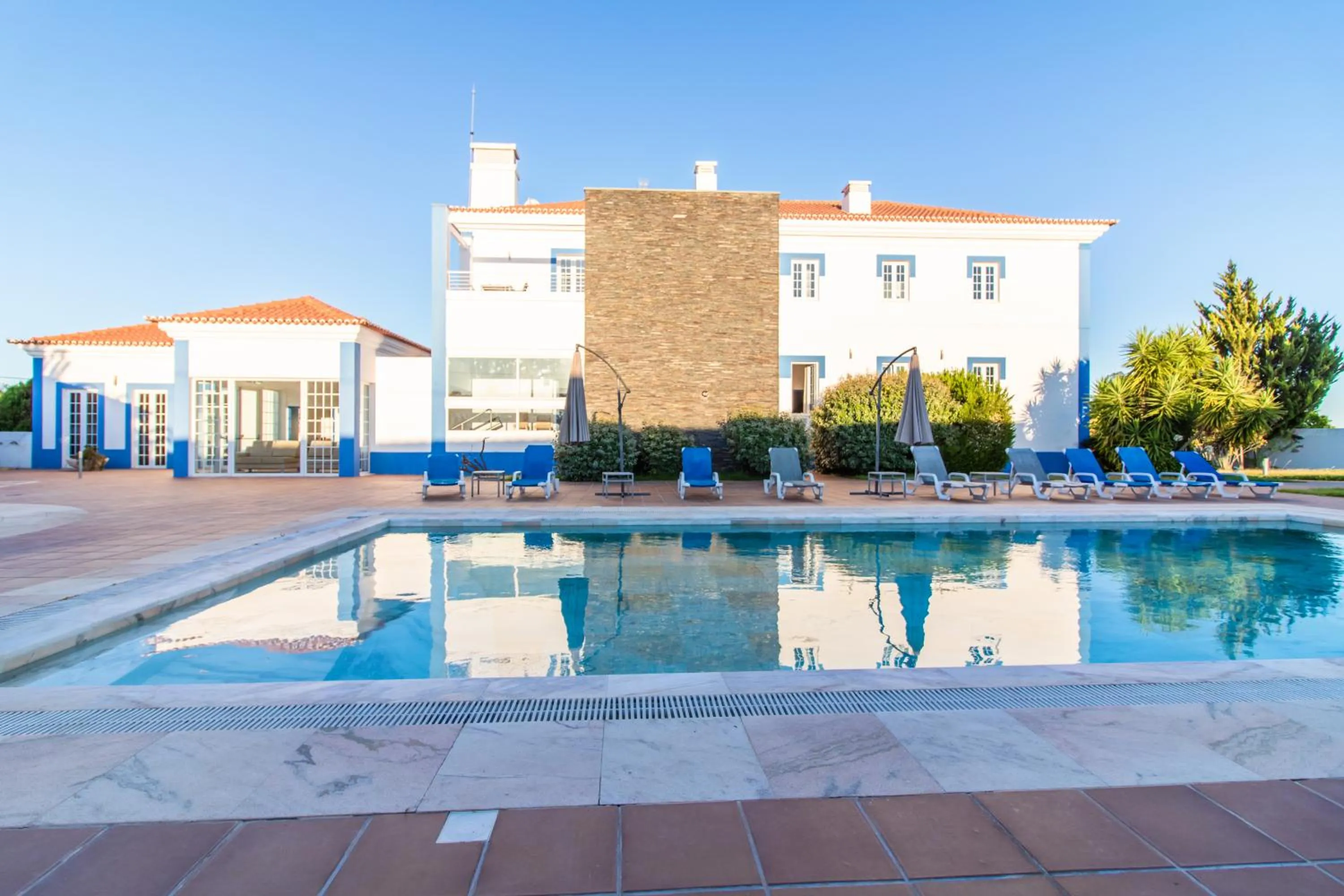 Property building in HOTEL LOUSAL Grandola