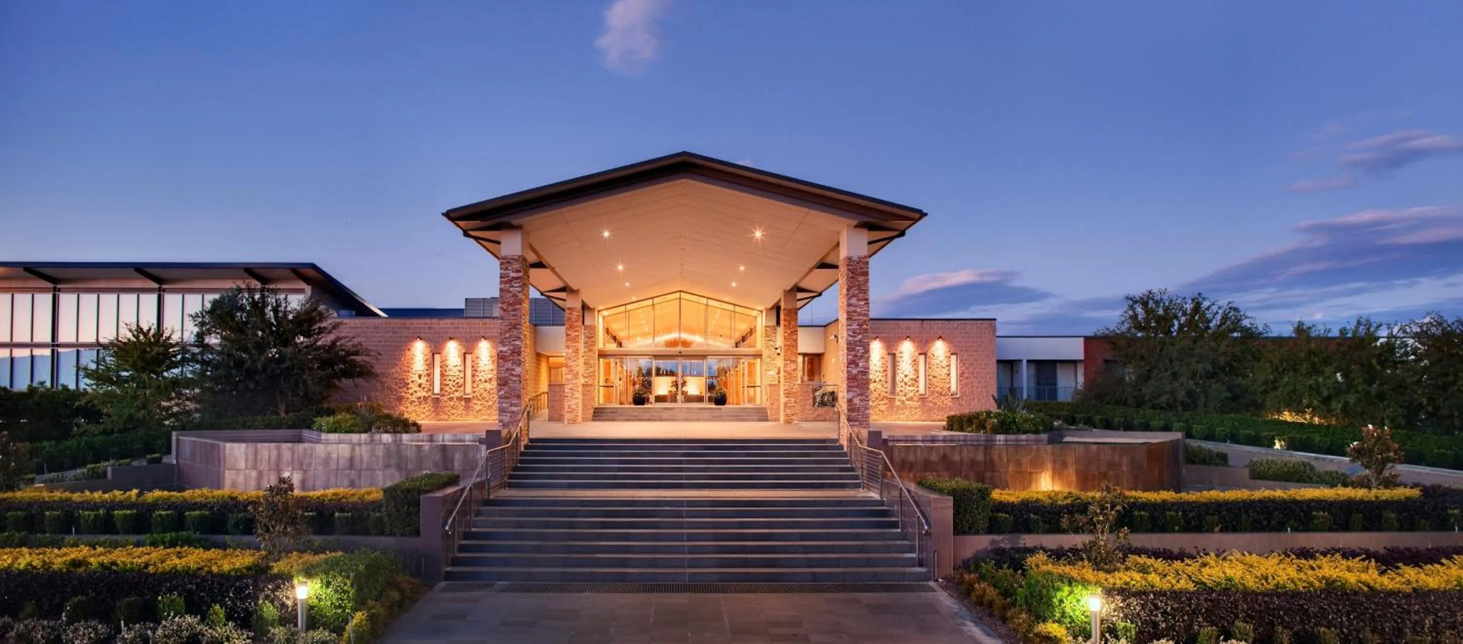 Facade/entrance in Rydges Resort Hunter Valley