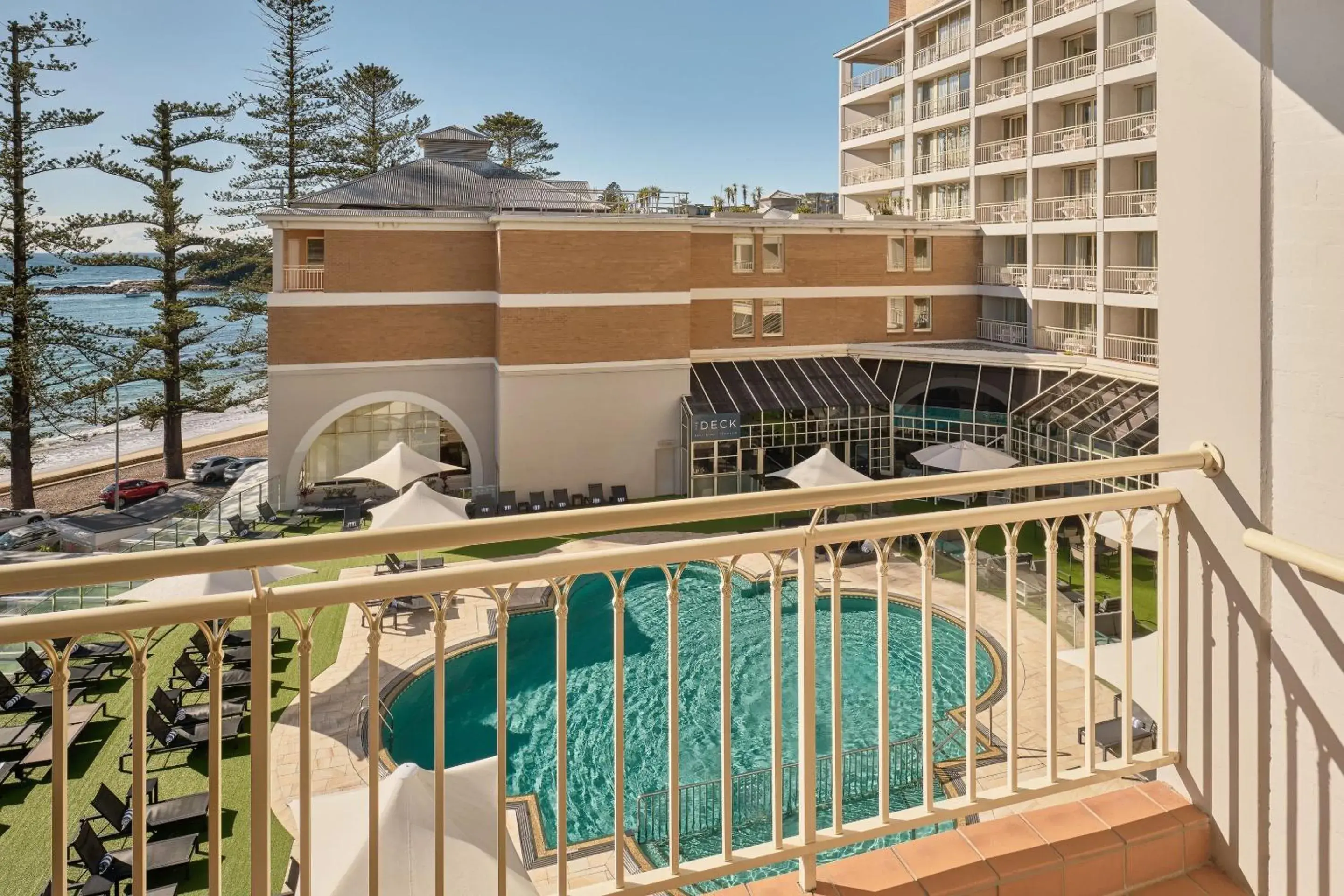 Twin Room with Two Queen Beds, Pool View and Balcony in Crowne Plaza Terrigal Pacific by IHG Twin Room with Two Queen Beds, Pool View and Balcony in Crowne Plaza Terrigal Pacific by IHG