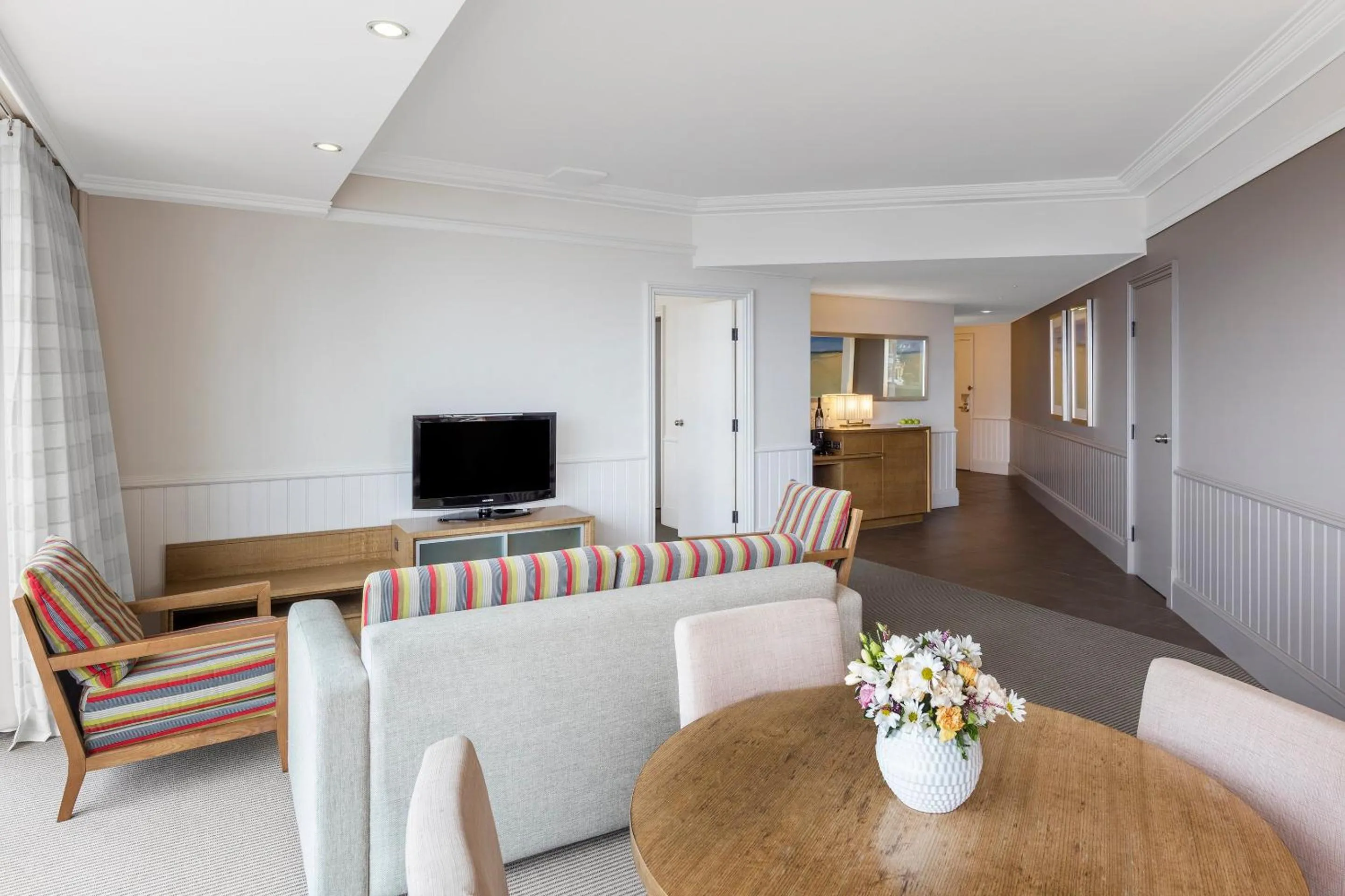 Bedroom in Crowne Plaza Terrigal Pacific by IHG