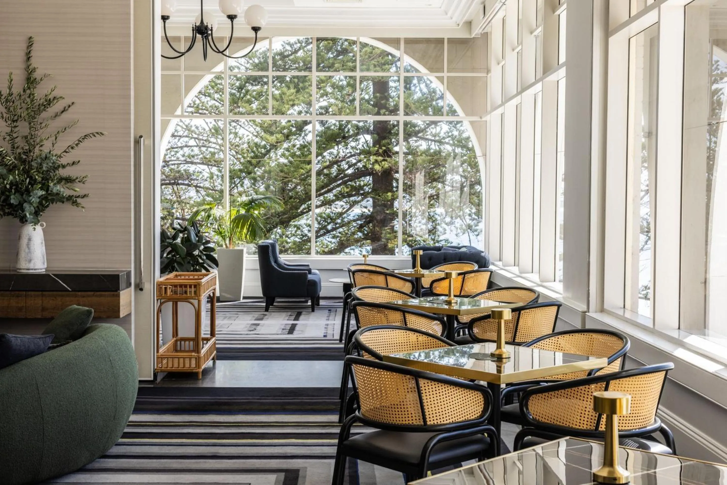 Restaurant/places to eat in Crowne Plaza Terrigal Pacific by IHG