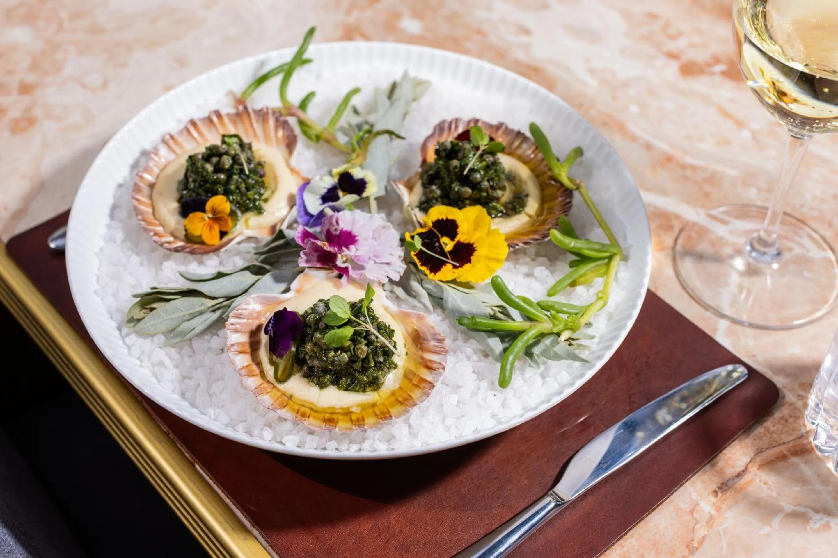 Restaurant/places to eat in Crowne Plaza Terrigal Pacific by IHG