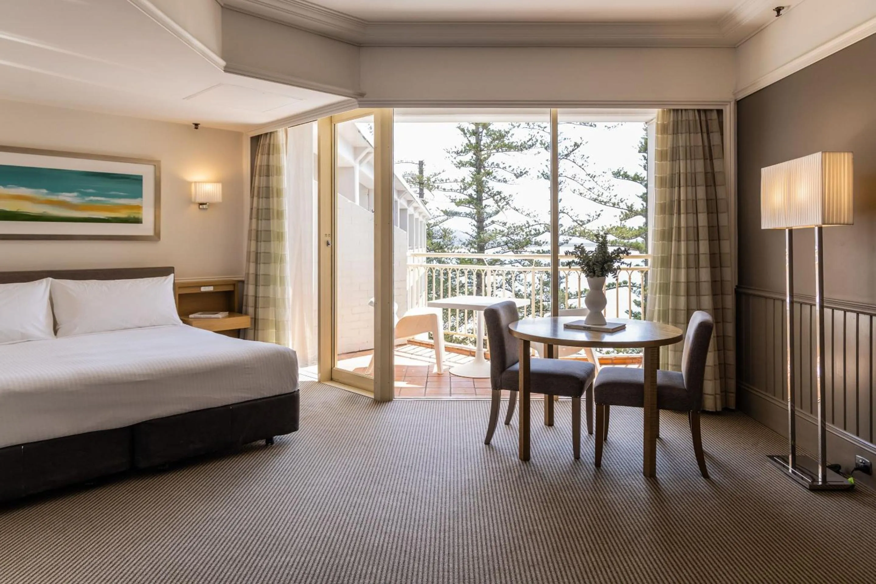 Photo of the whole room, Bed in Crowne Plaza Terrigal Pacific by IHG