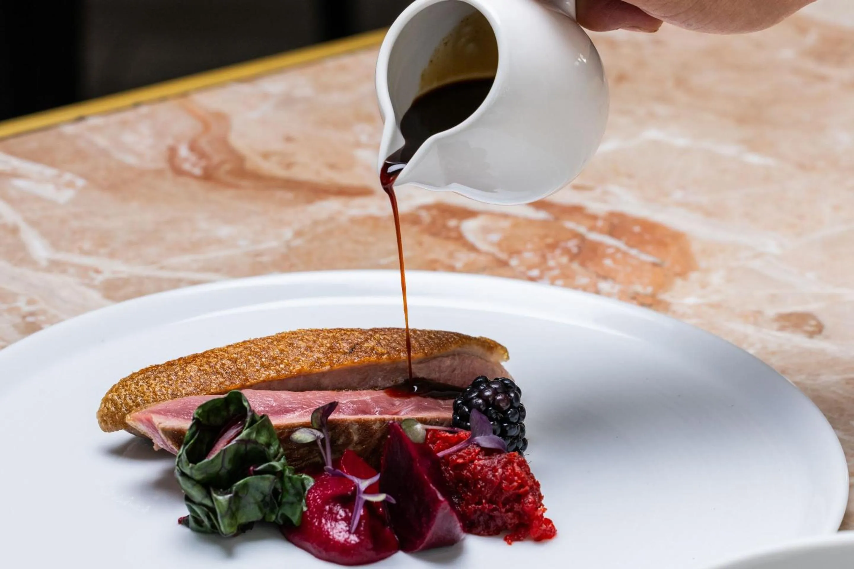 Restaurant/places to eat in Crowne Plaza Terrigal Pacific by IHG