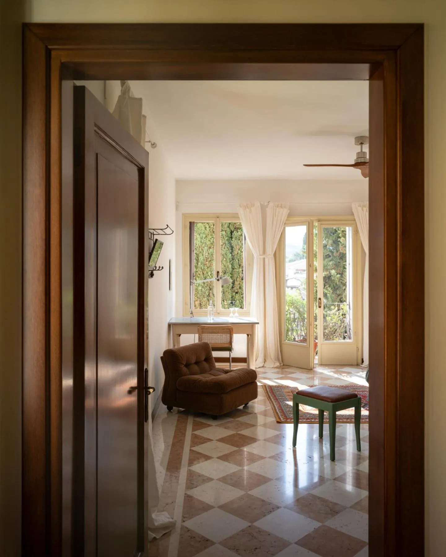 Bird's eye view in Le 33