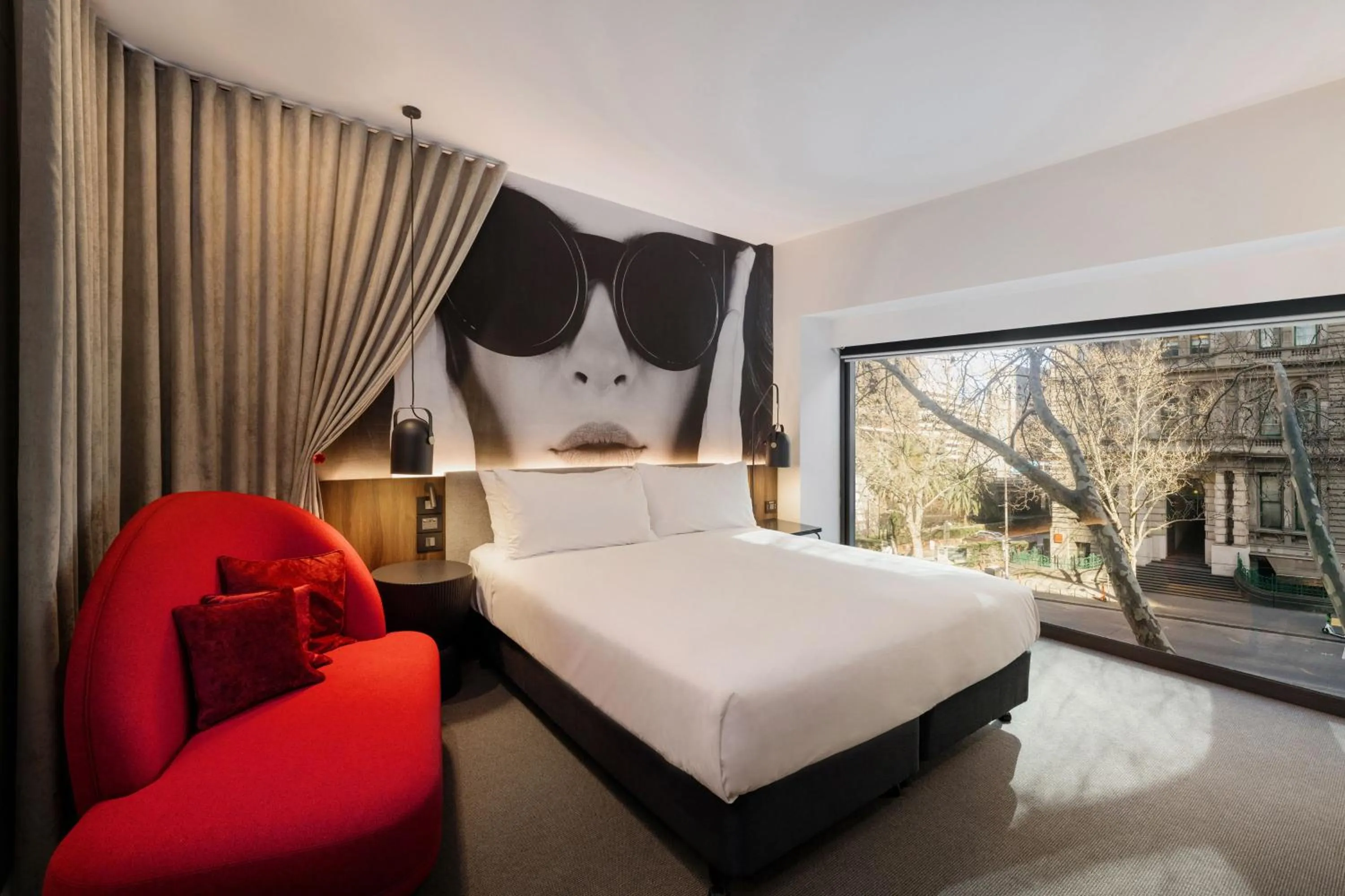 Guests, Bed in Hotel Indigo Melbourne on Flinders by IHG