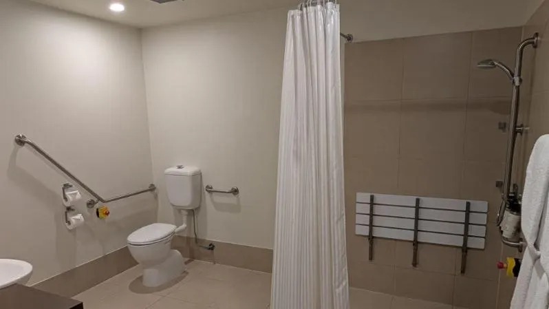 Shower in Wyndham Resort Torquay