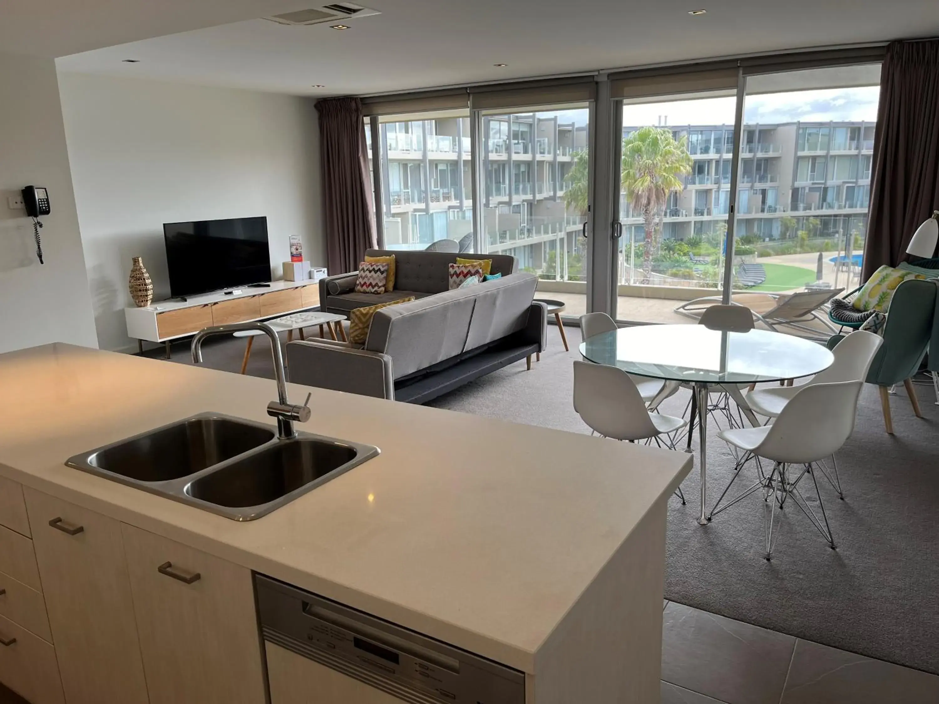 One Bedroom Deluxe Apartment in Wyndham Resort Torquay One Bedroom Deluxe Apartment in Wyndham Resort Torquay