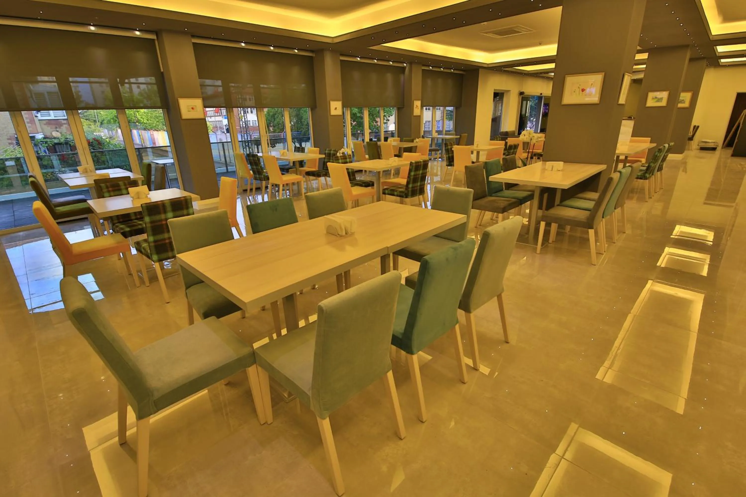 Banquet/Function facilities in leto city hotel