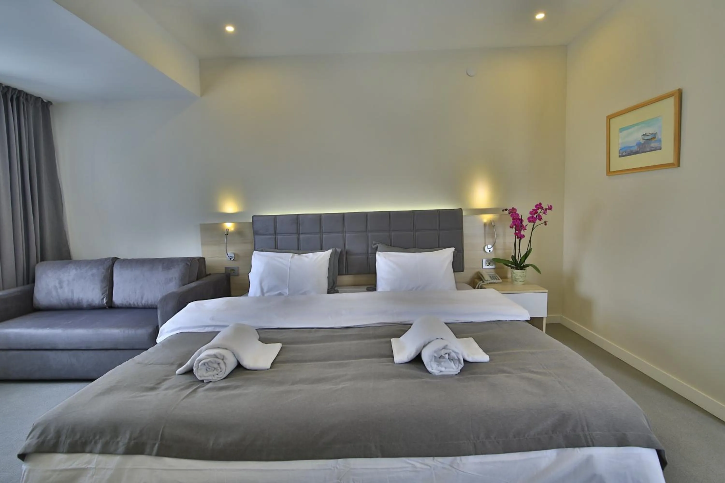 Bed in leto city hotel