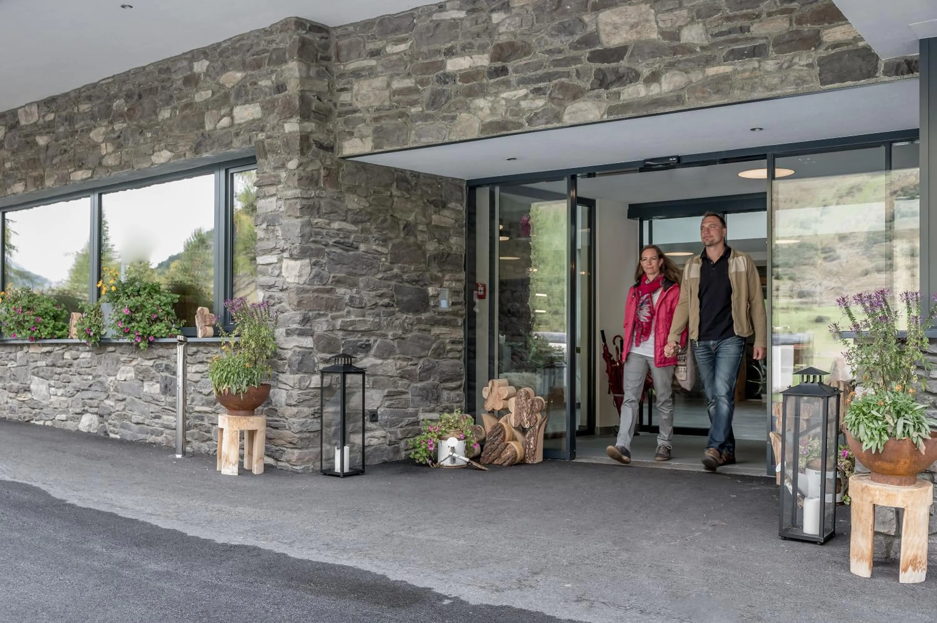 Facade/entrance in 4 Sterne Superior Mühle Resort 1900 - Adults only