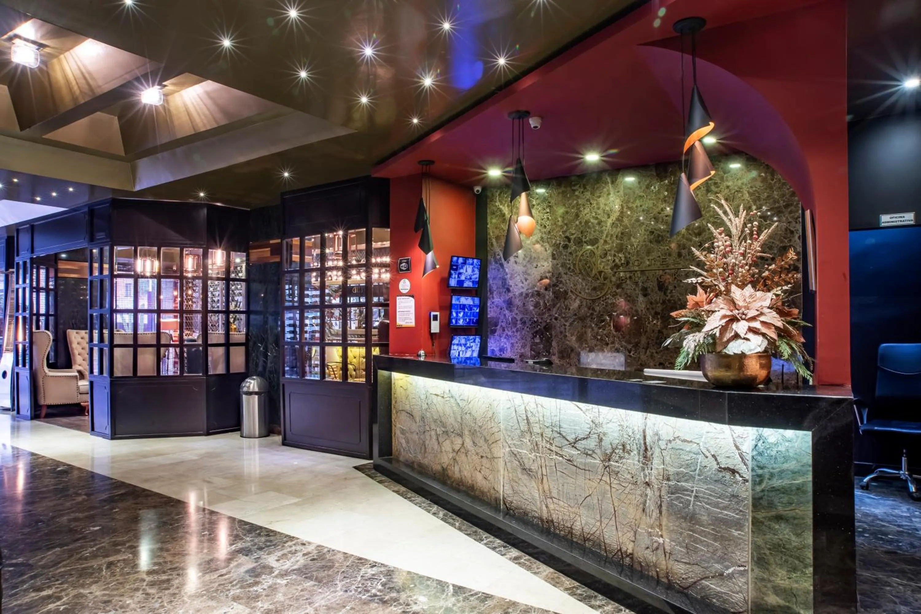 Lobby or reception in Hotel Black Usaquen