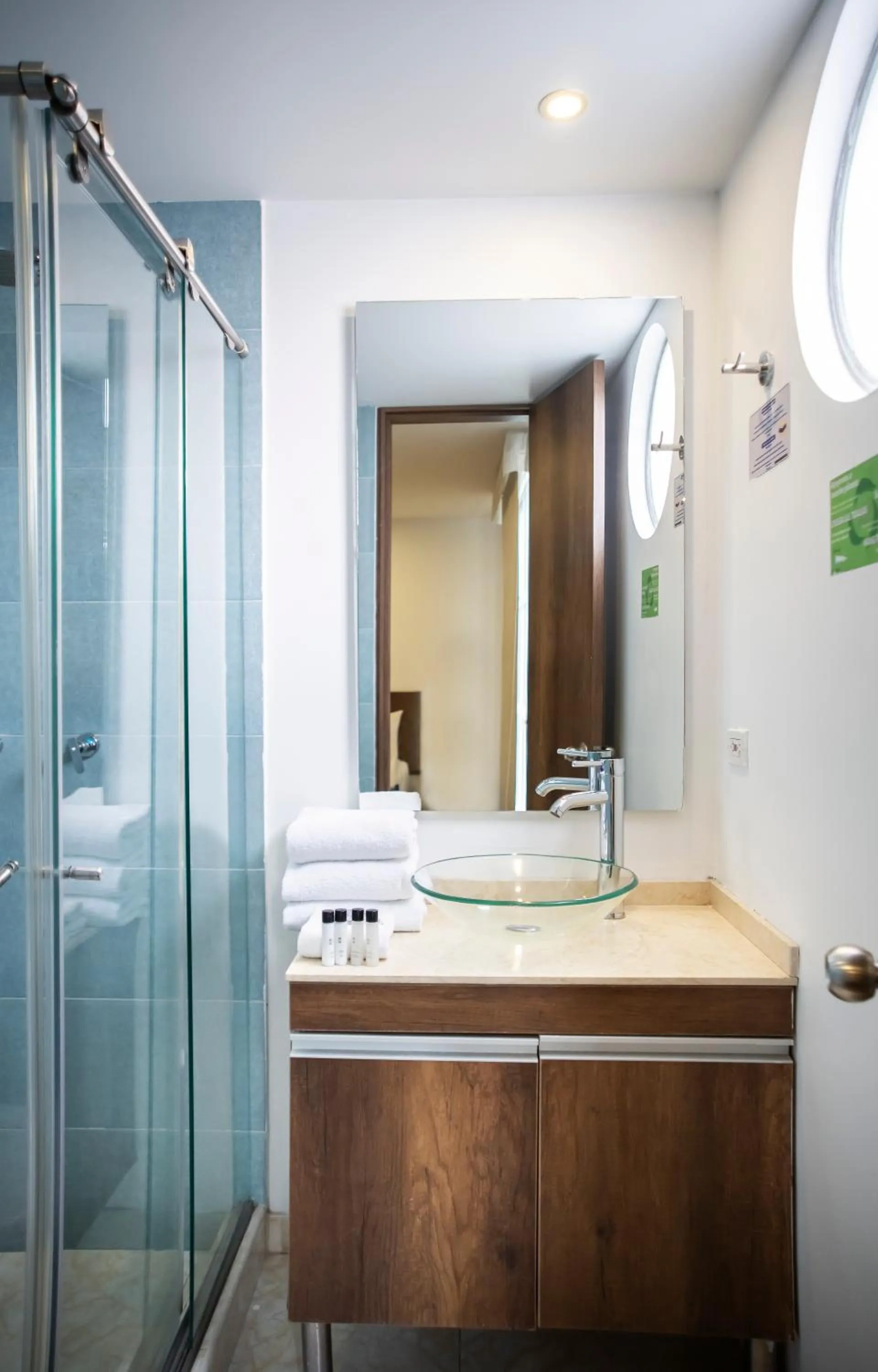 Shower in Hotel Black Usaquen