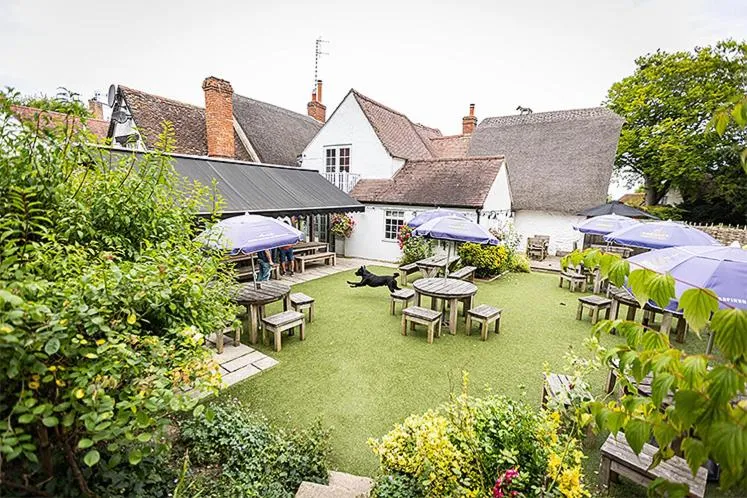 Garden in White Horse Inn