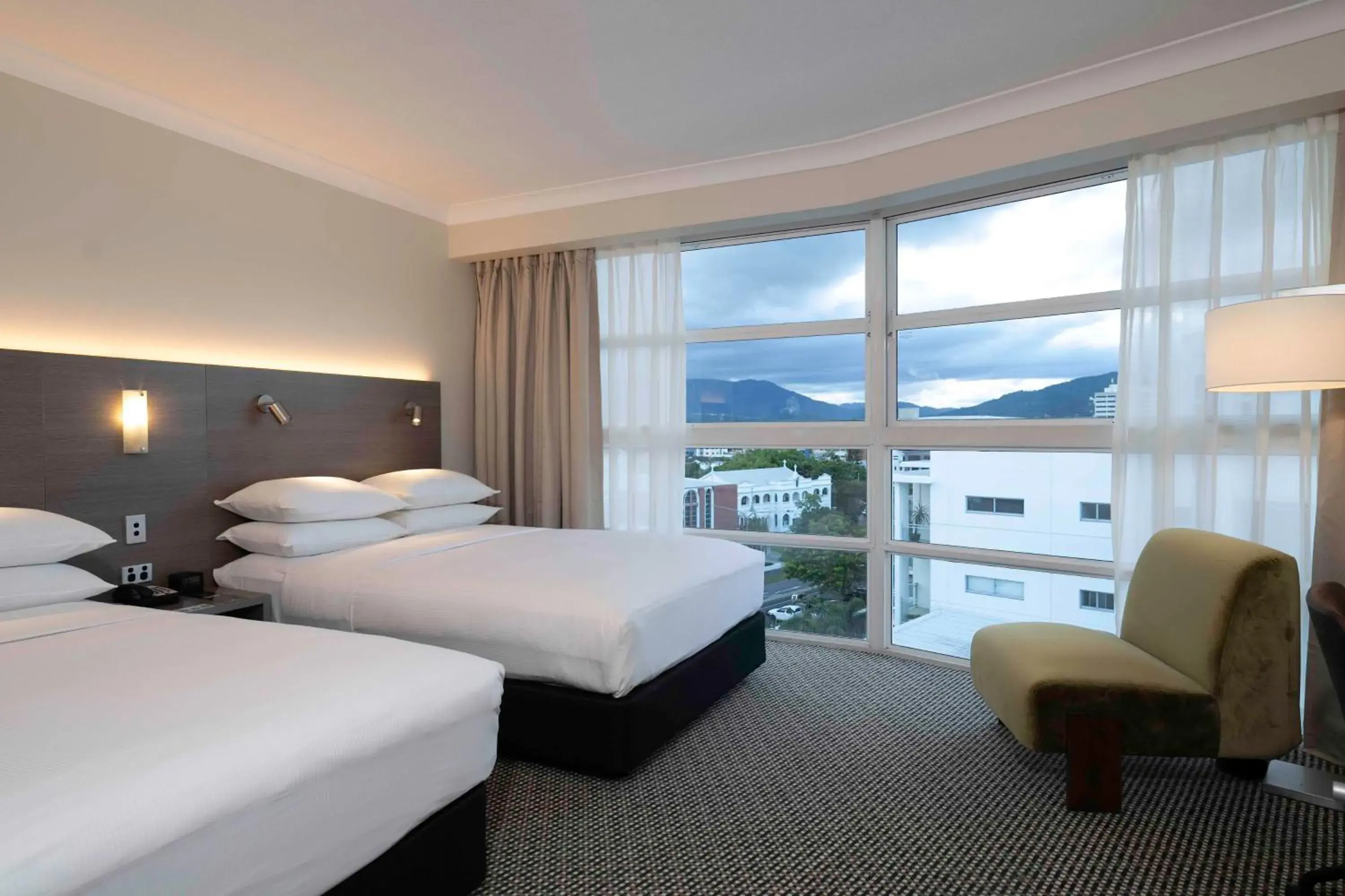 Deluxe Double Double Room with Mountain View in DoubleTree by Hilton Cairns Deluxe Double Double Room with Mountain View in DoubleTree by Hilton Cairns