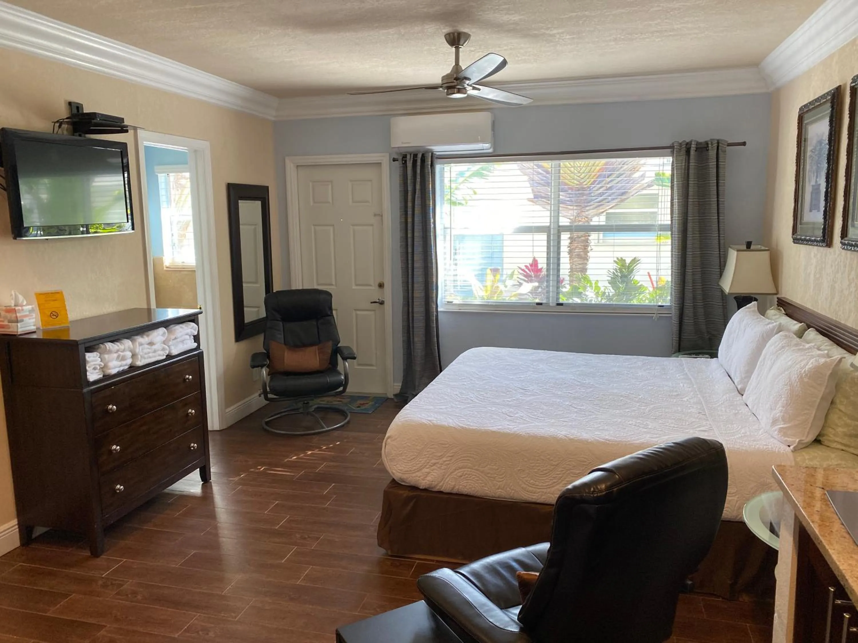 Bed in Atlantic Shores Vacation Villas