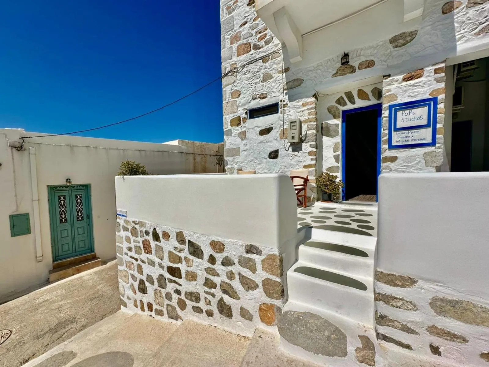 Property building in Popi Studios