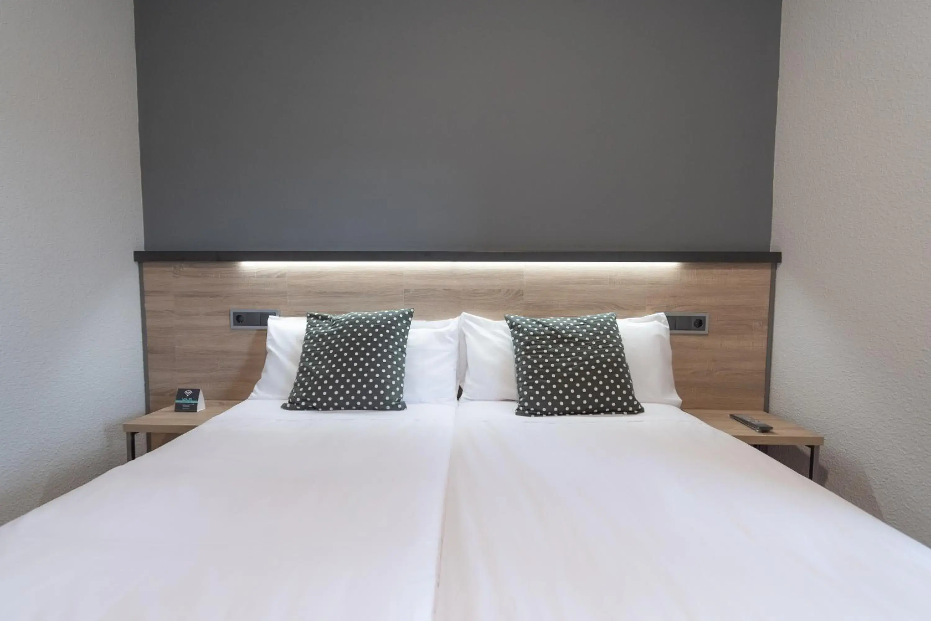 Standard Double or Twin Room in Alda Centro Pamplona Standard Double or Twin Room in Alda Centro Pamplona