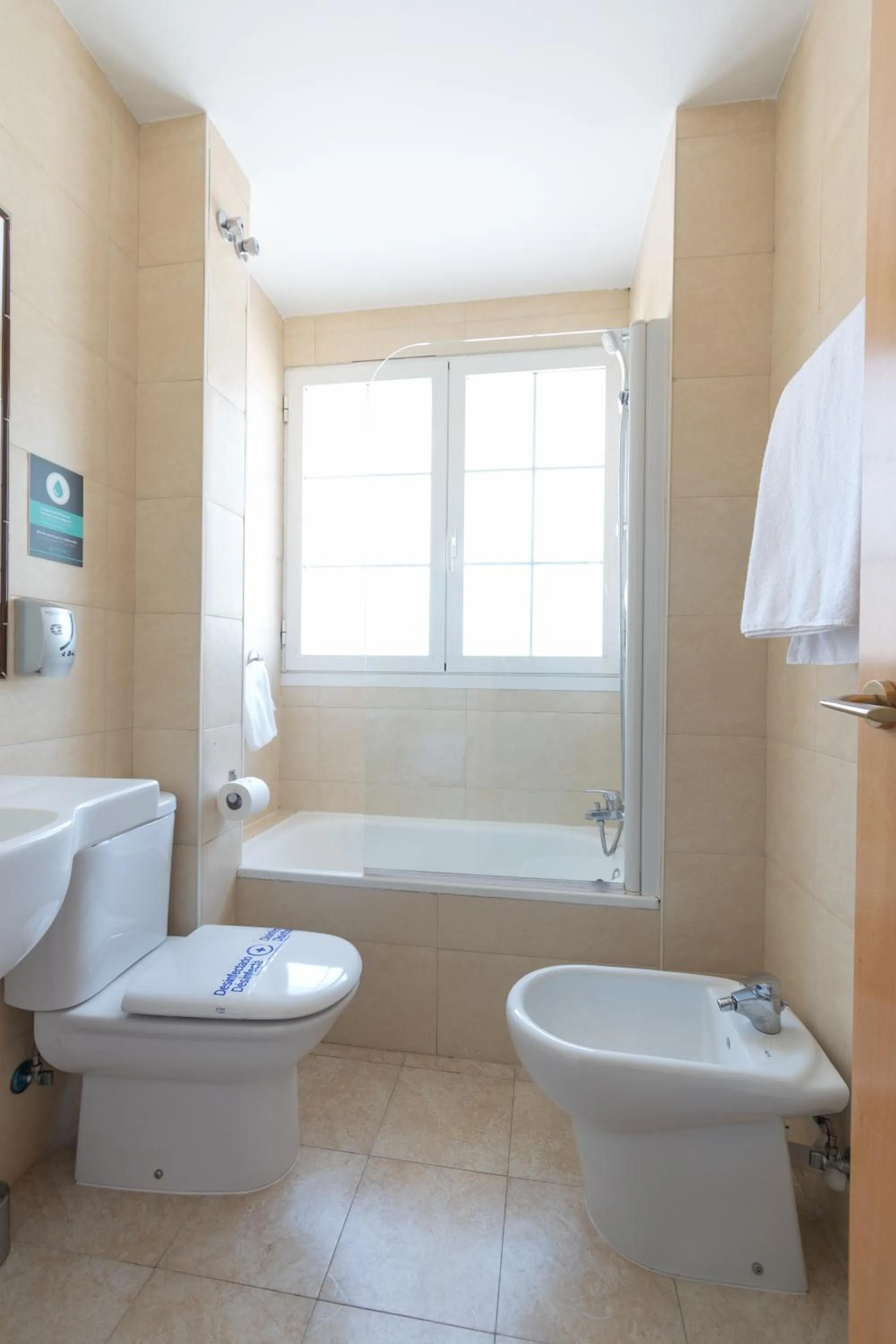 Bathroom in Alda Centro Pamplona