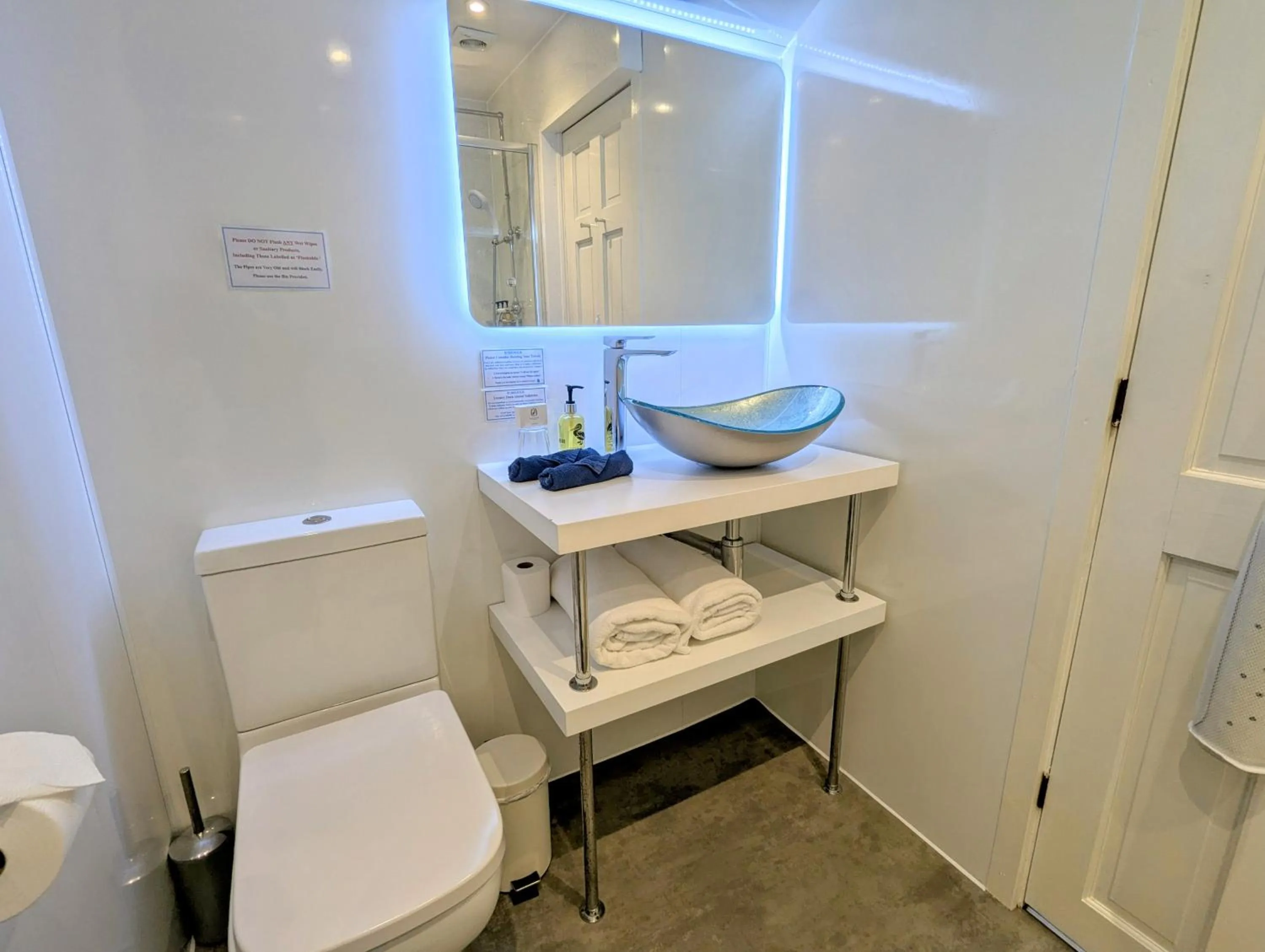 Bathroom in The Claremont Hotel-Adult Only