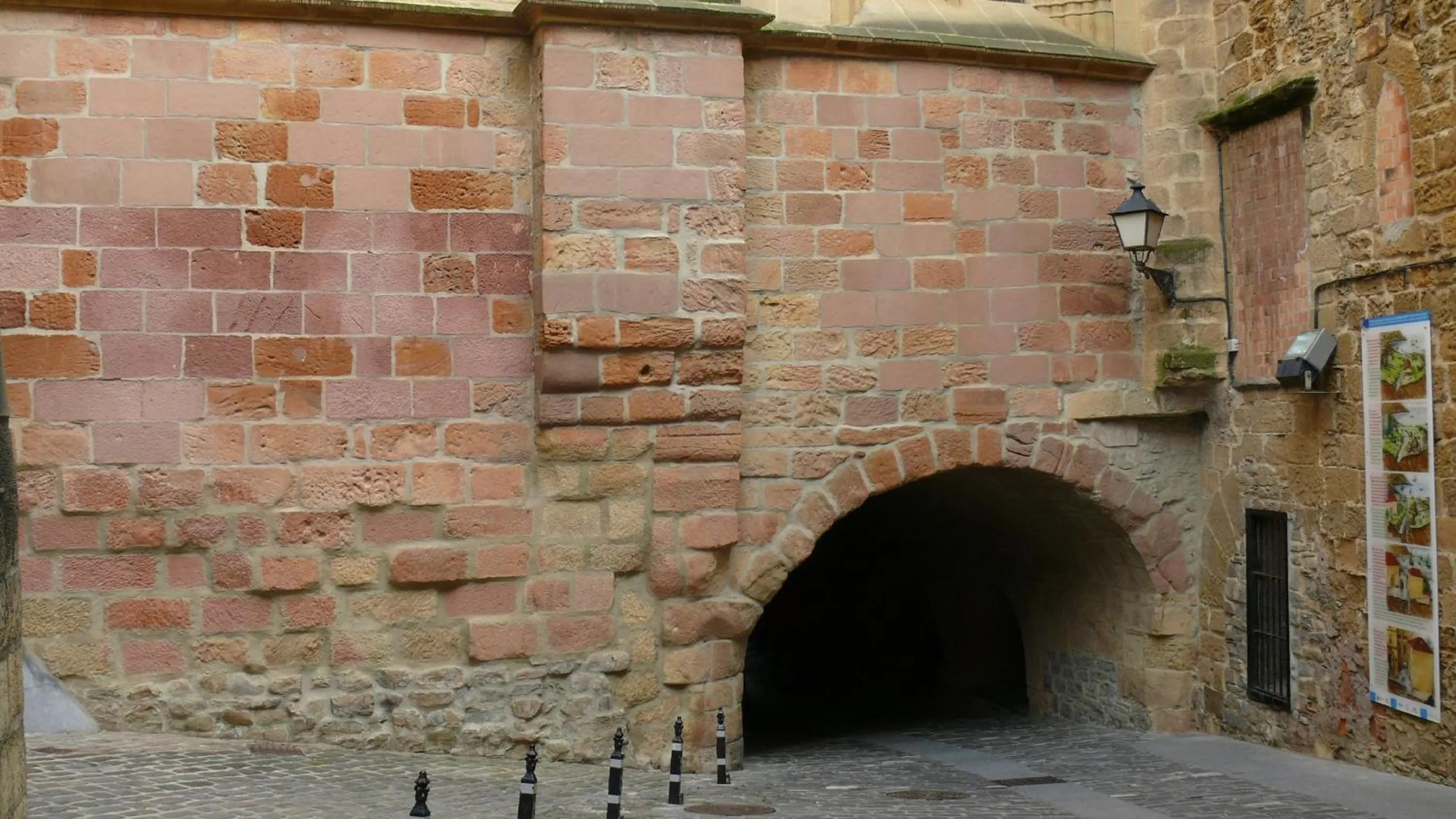 Facade/entrance in Hotel Itxas Gain Getaria