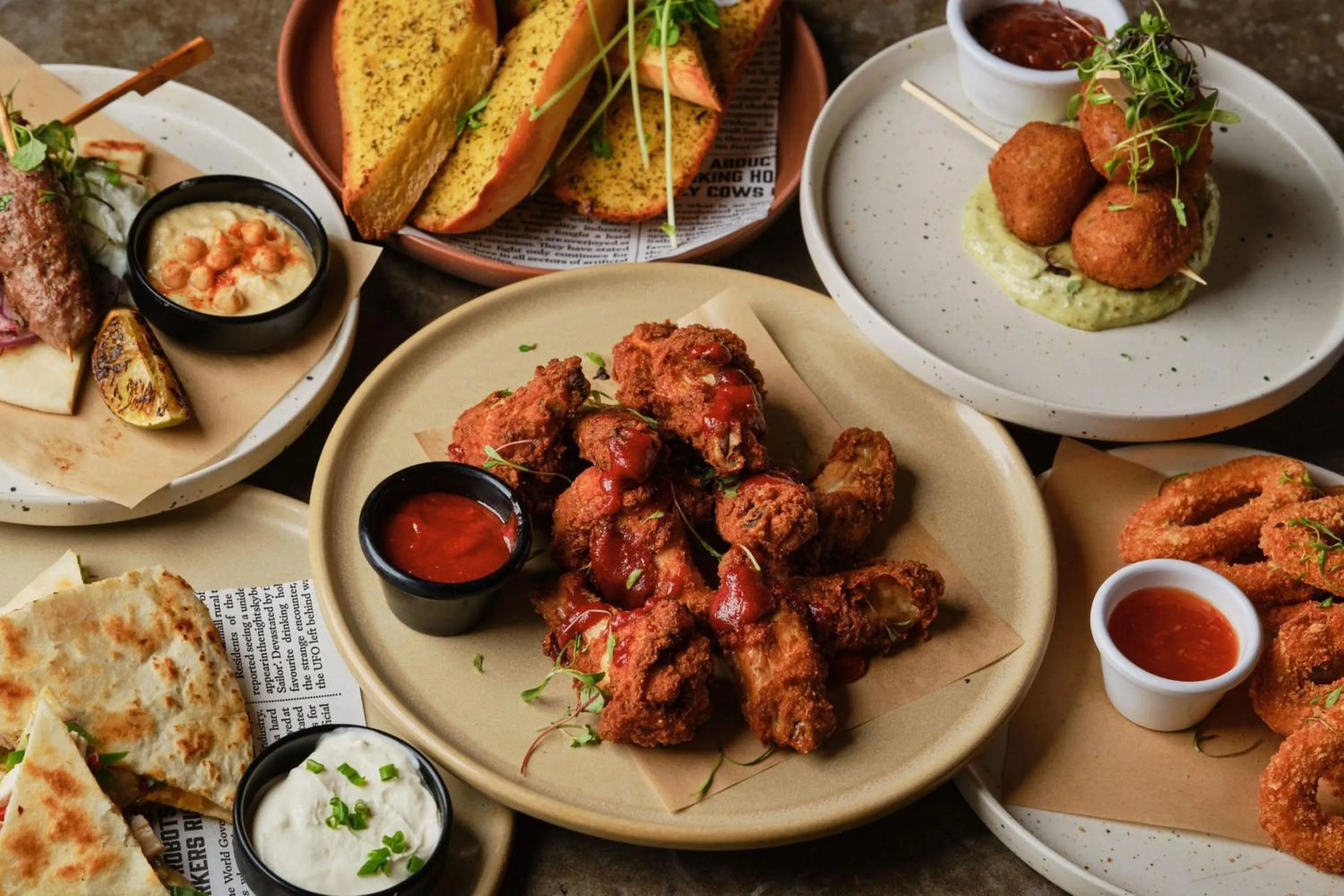 Restaurant/places to eat in Holiday Inn Perth City Centre by IHG