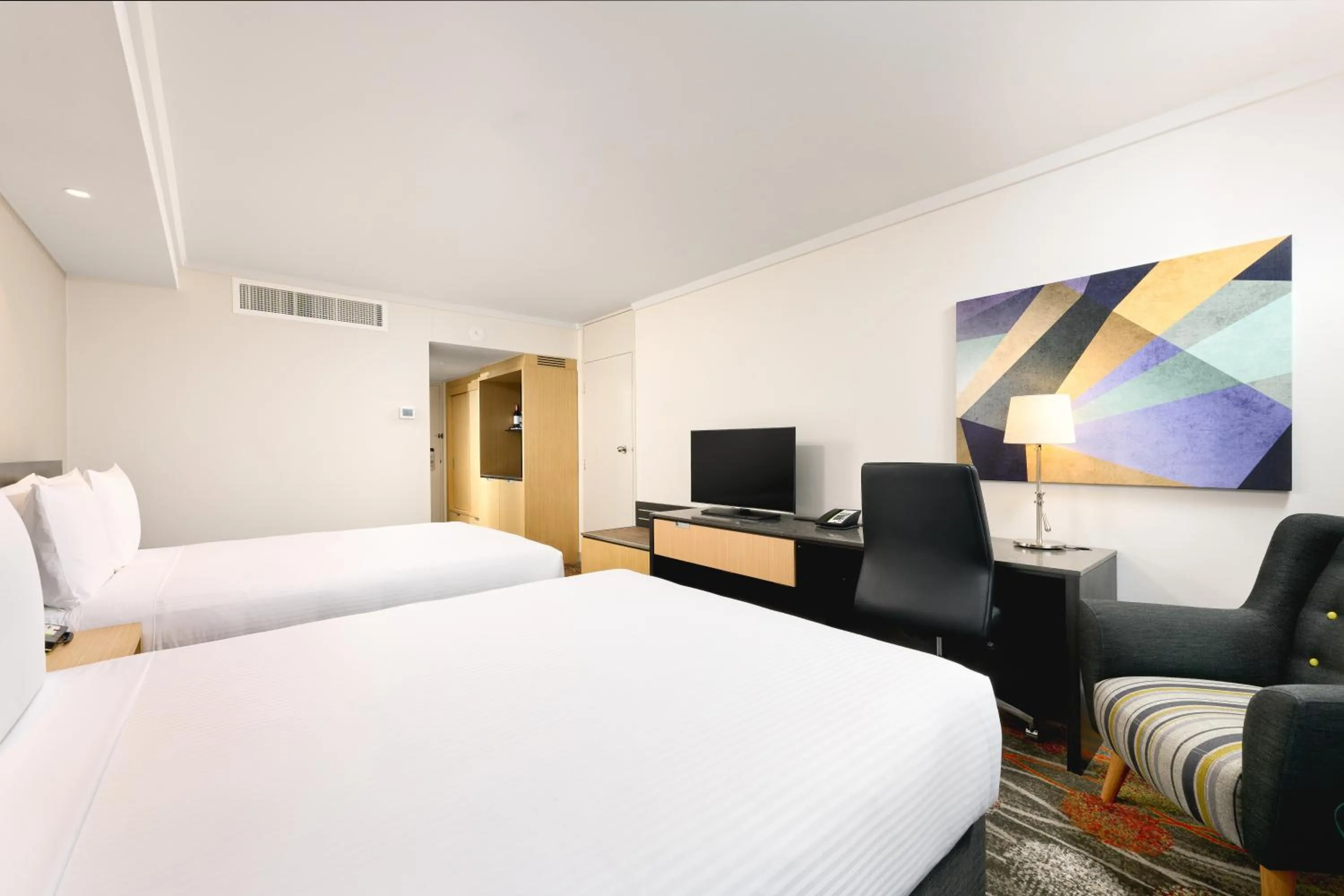 Bedroom, Bed in Holiday Inn Perth City Centre by IHG