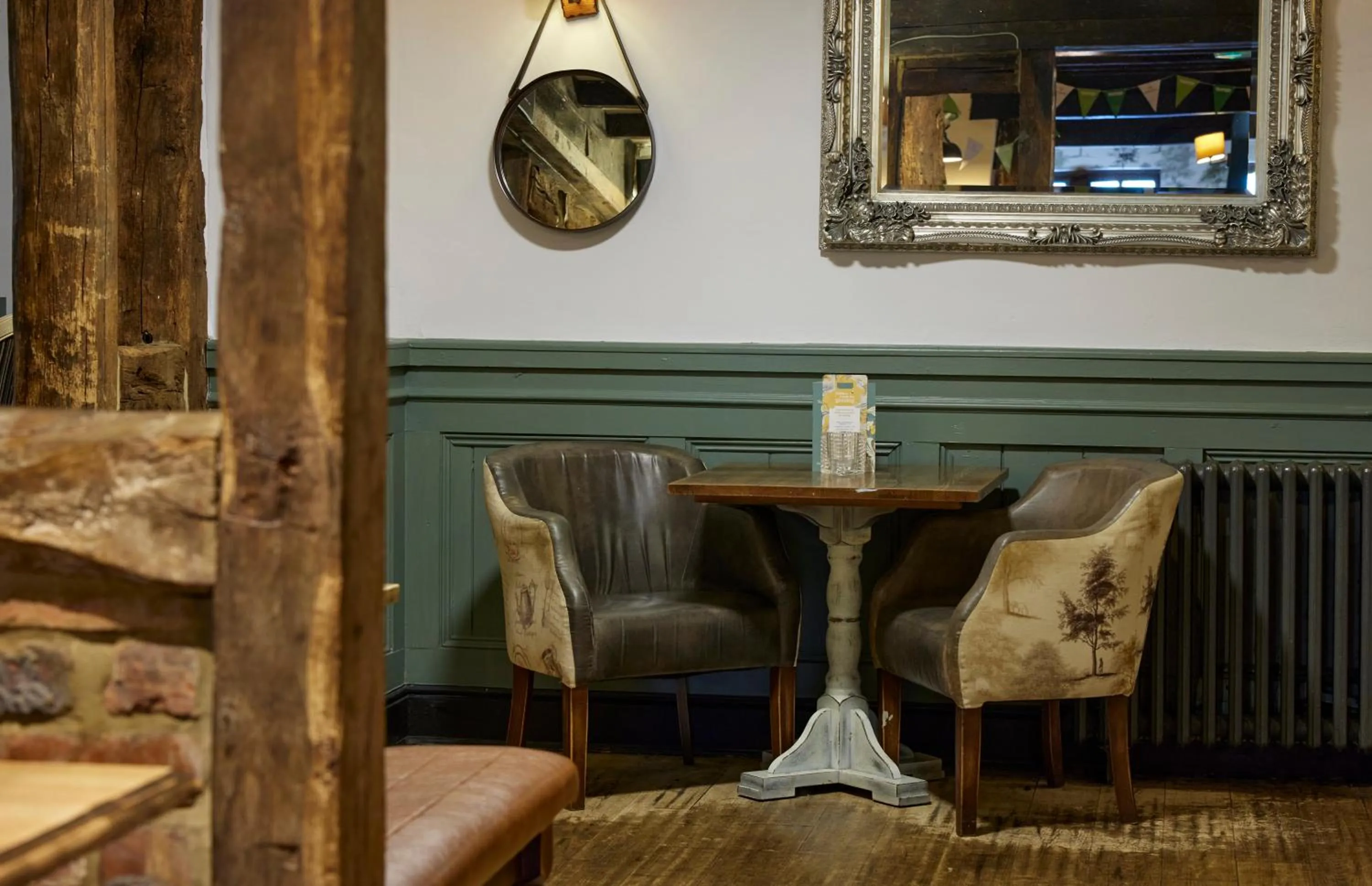 Restaurant/places to eat in Crossroads by Chef & Brewer Collection