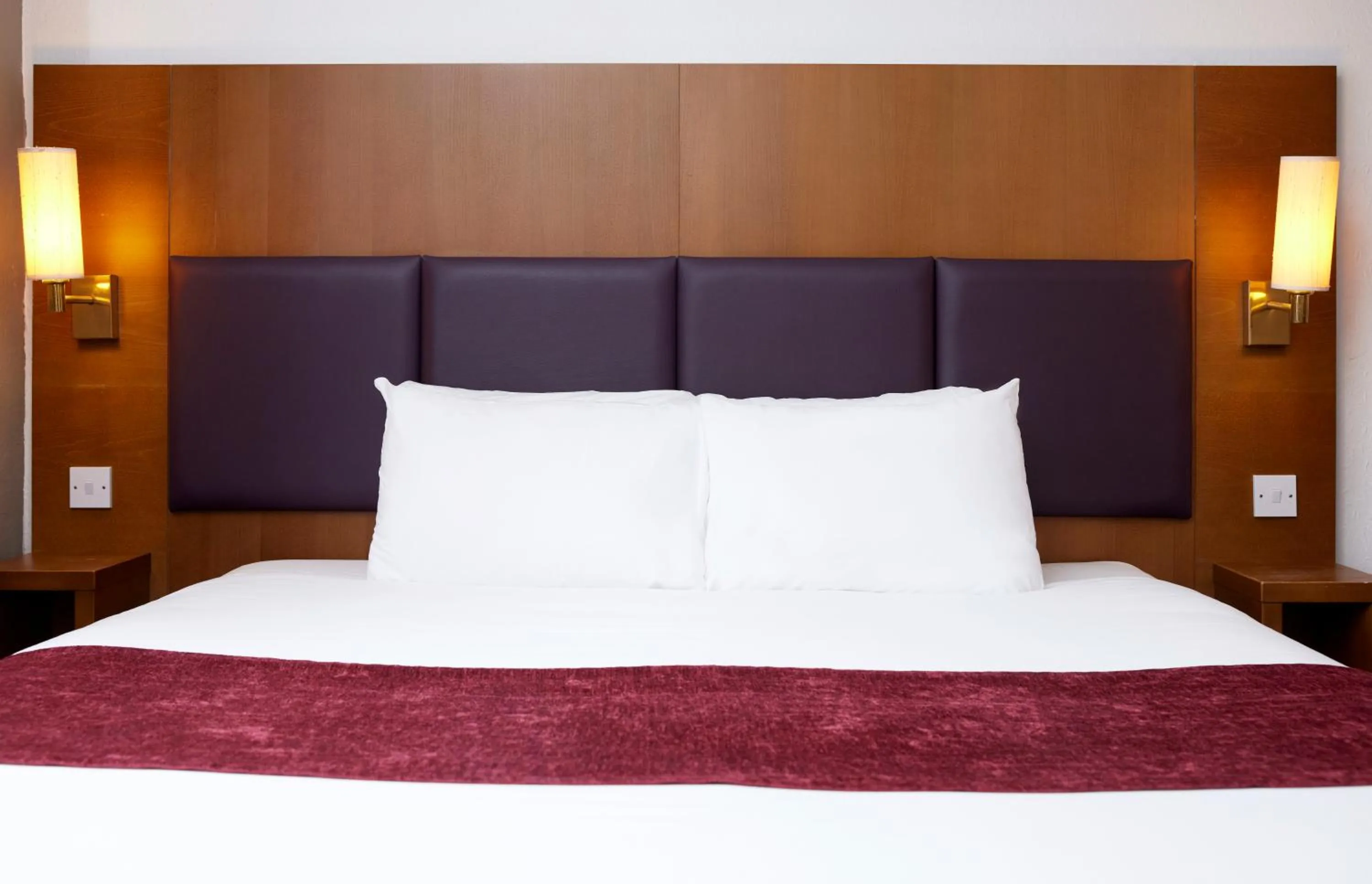 Bed in Crossroads by Chef & Brewer Collection