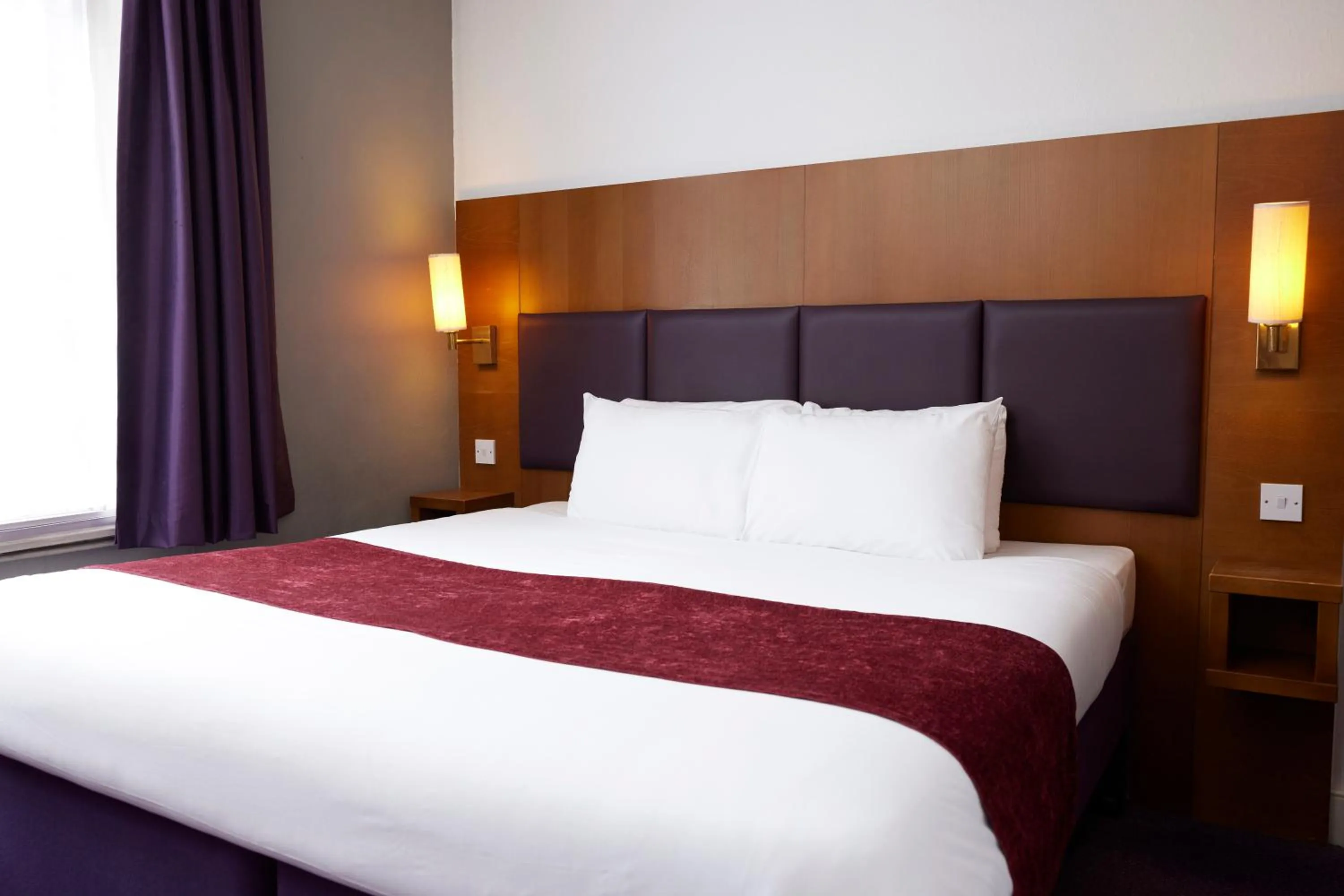 Bedroom, Bed in Crossroads by Chef & Brewer Collection