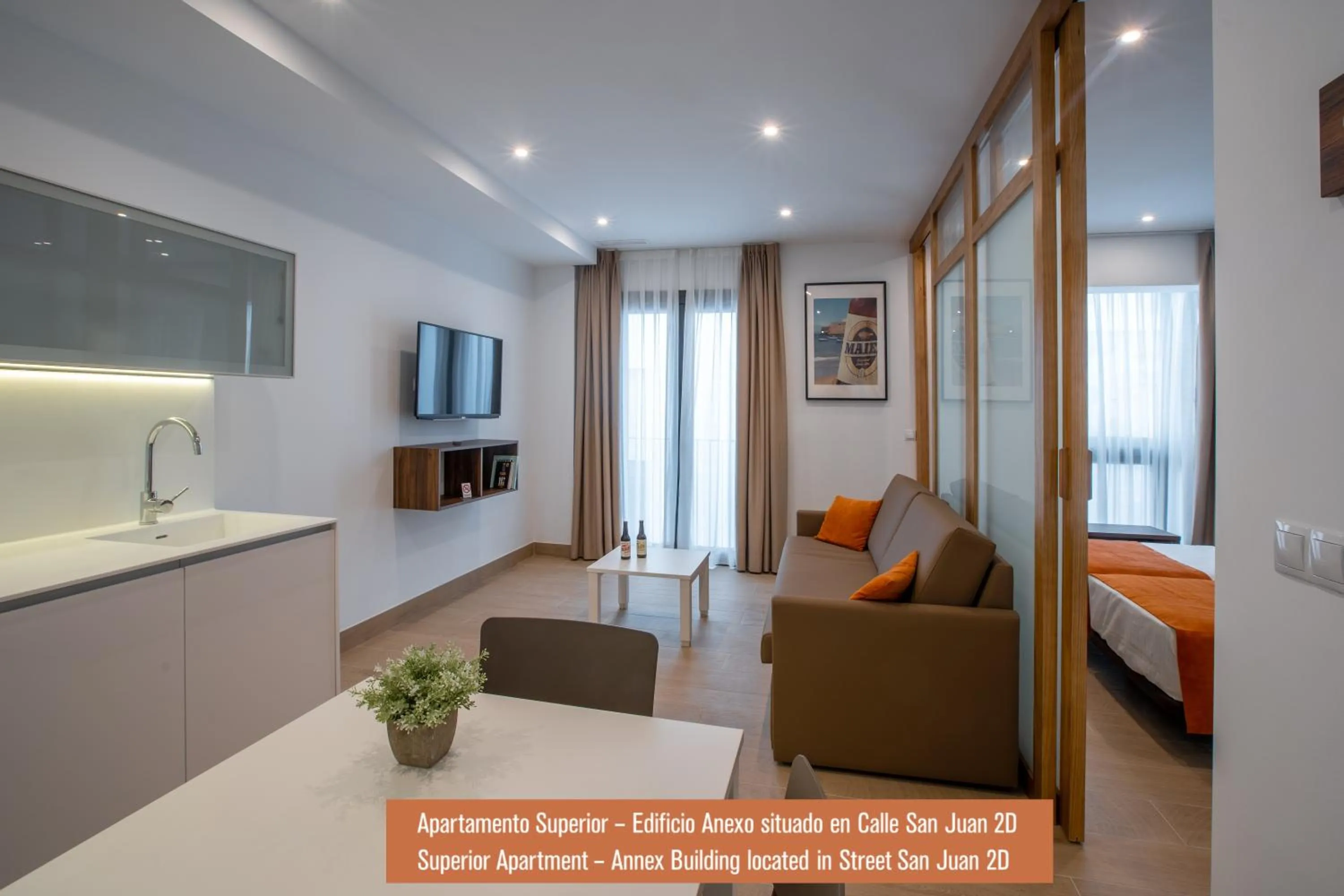 Kitchen or kitchenette in Apartamentos Maier