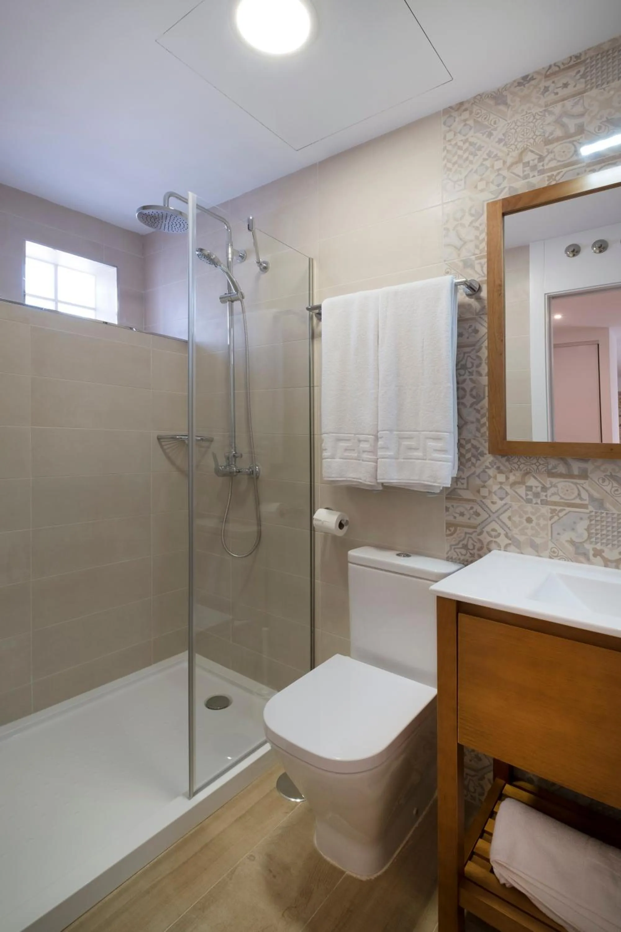 Shower in Apartamentos Maier