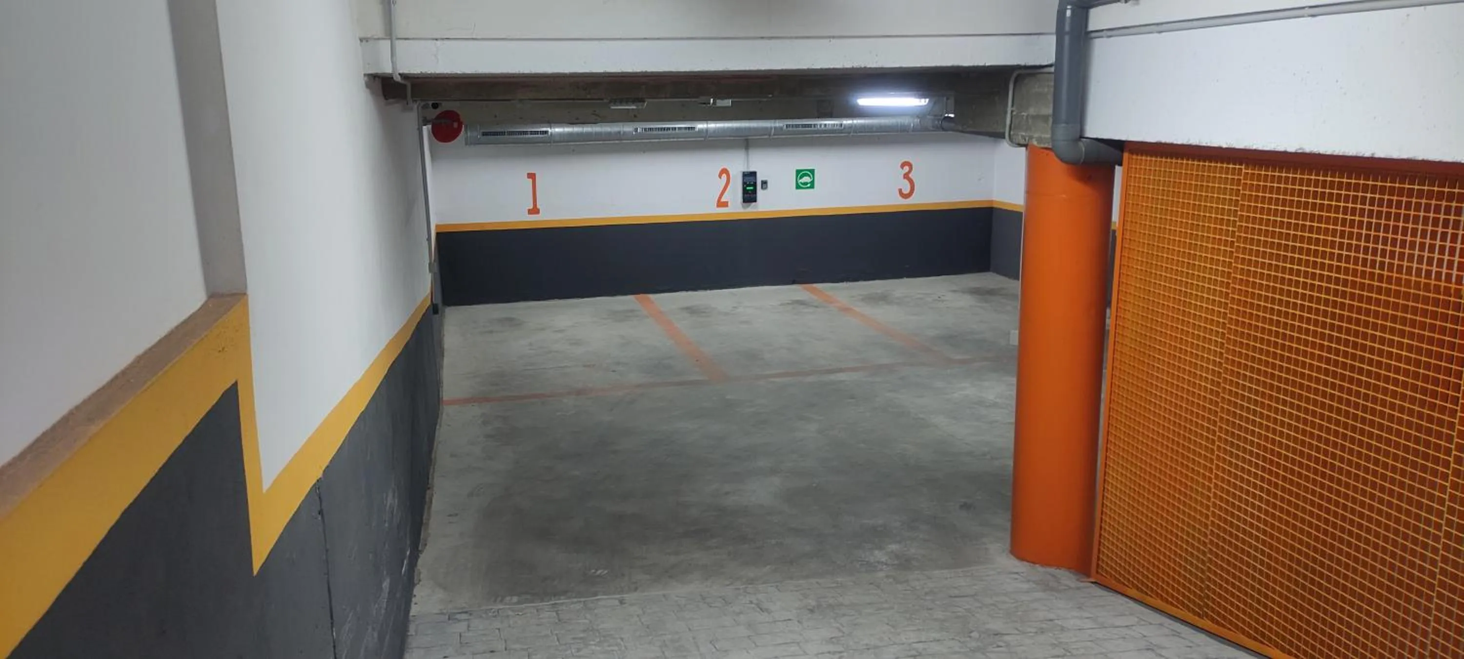 Parking in Apartamentos Maier