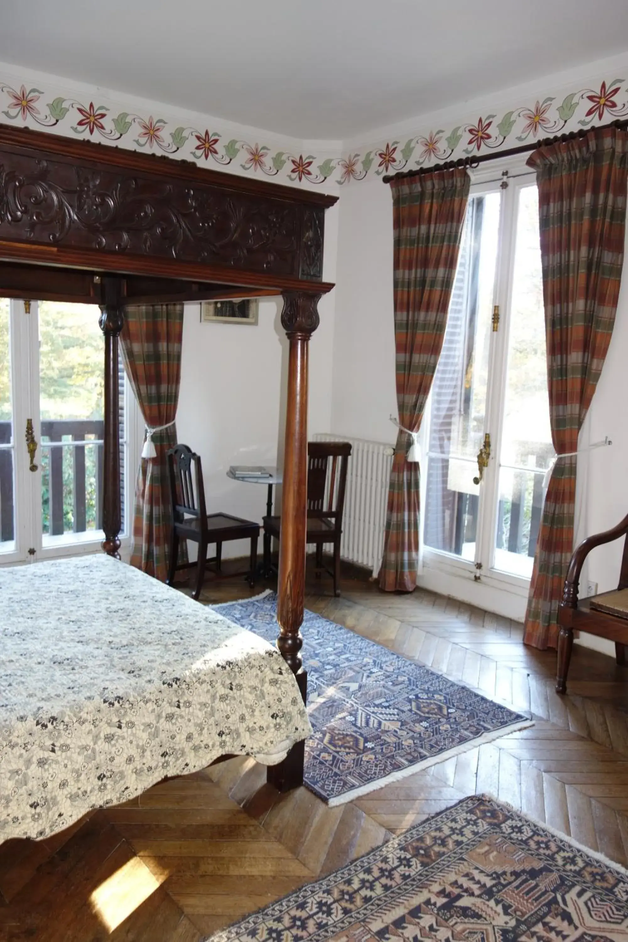 Double Room with Balcony - single occupancy in château Mont Suzey Double Room with Balcony - single occupancy in château Mont Suzey
